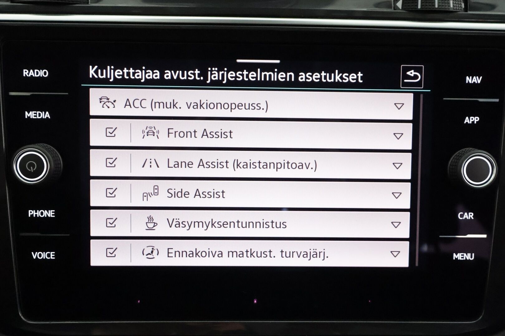 Volkswagen Tiguan 2021 Style Business eHybrid 180 kW DSG * ACC / IQ-Light / Koukku / Ergo-sporttipenkit / P.Kamera / Keyless* - 1.Om Suomi-auto / 2x Lataus / Kahdet Renkaat