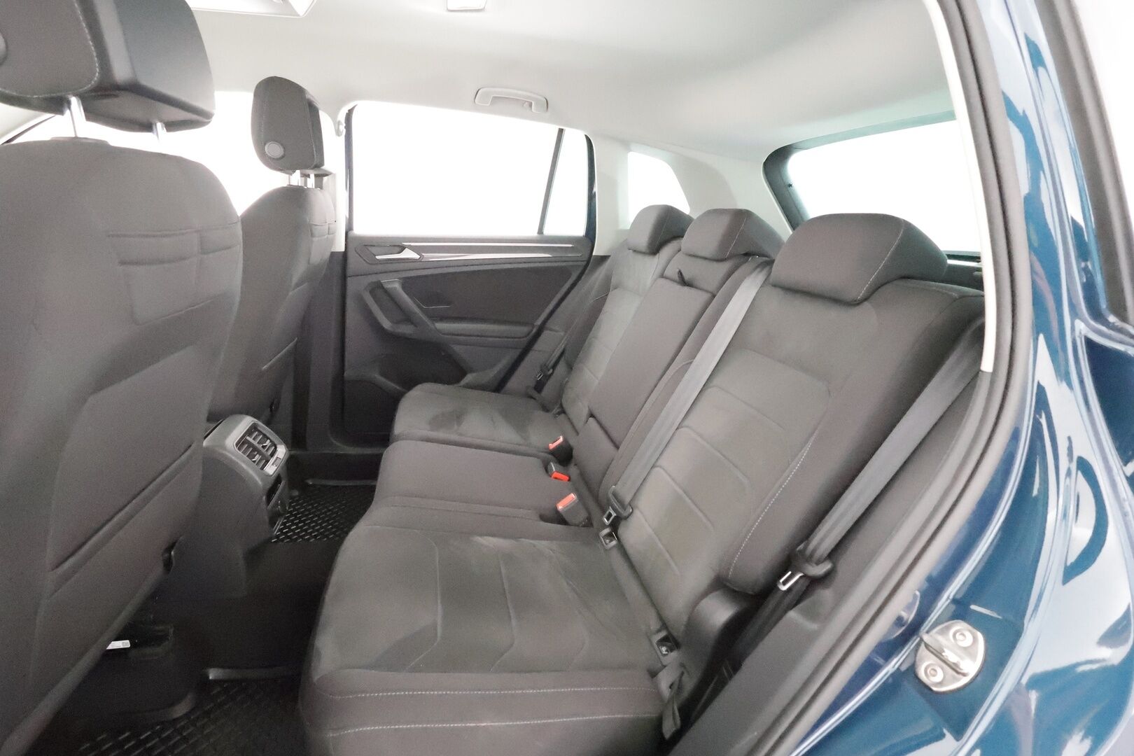 Volkswagen Tiguan 2022 1.5 TSI 110 kW Style Aut. - | 1. om Suomi-auto | ACC | Webasto | Vetokoukku | IQ Light Matrix-LED | Digimittaristo | P.Kamera | Hieronta |
