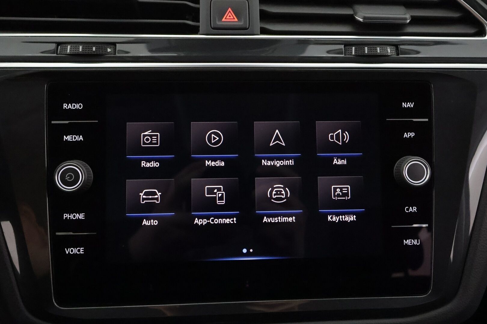 Volkswagen Tiguan 2022 1.5 TSI 110 kW Style Aut. - | 1. om Suomi-auto | ACC | Webasto | Vetokoukku | IQ Light Matrix-LED | Digimittaristo | P.Kamera | Hieronta |