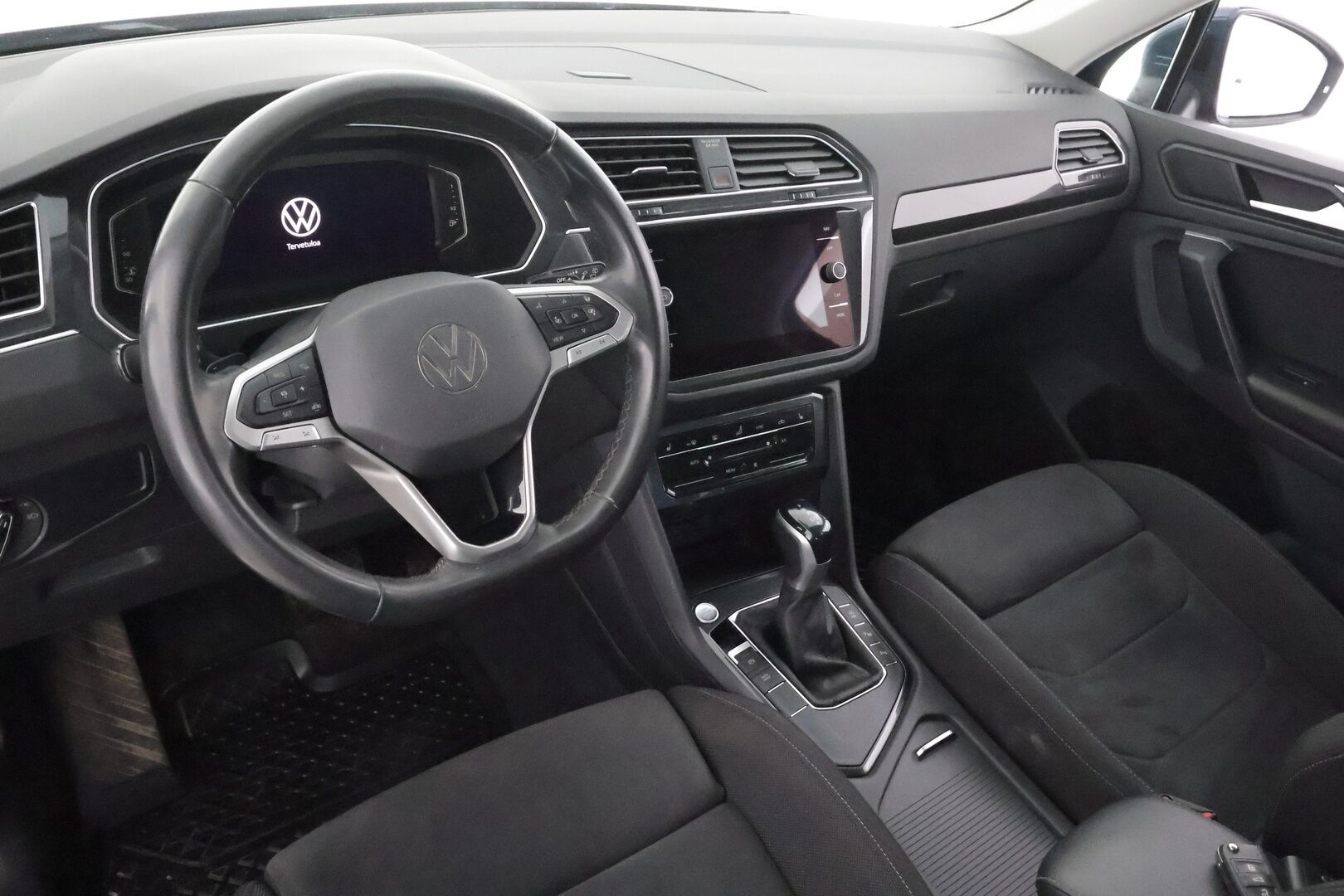 Volkswagen Tiguan 2022 1.5 TSI 110 kW Style Aut. - | 1. om Suomi-auto | ACC | Webasto | Vetokoukku | IQ Light Matrix-LED | Digimittaristo | P.Kamera | Hieronta |