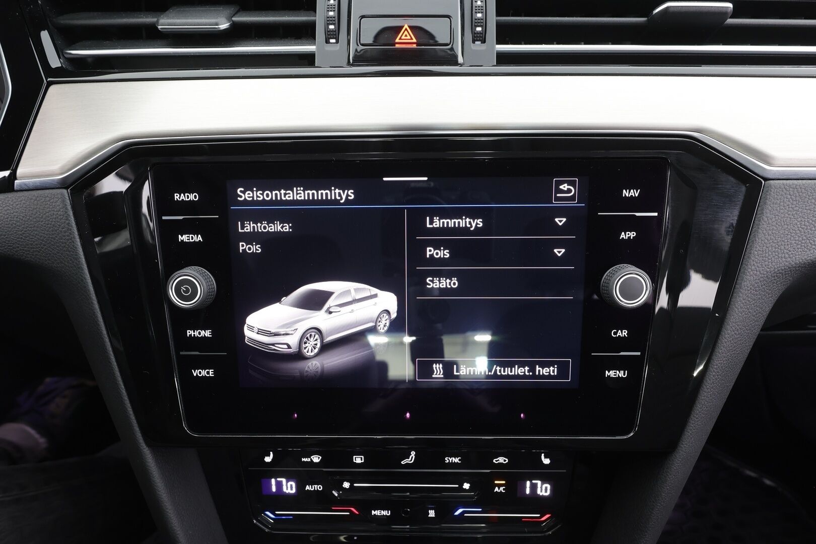 Volkswagen Passat 2022 Sedan R-Line 1,5 TSI EVO 110 - | ACC | Webasto | IQ-Light | Muistipenkki | P.Kamera | Keyless | Apple&Android | Suomi-auto | Kahdet Renkaat |