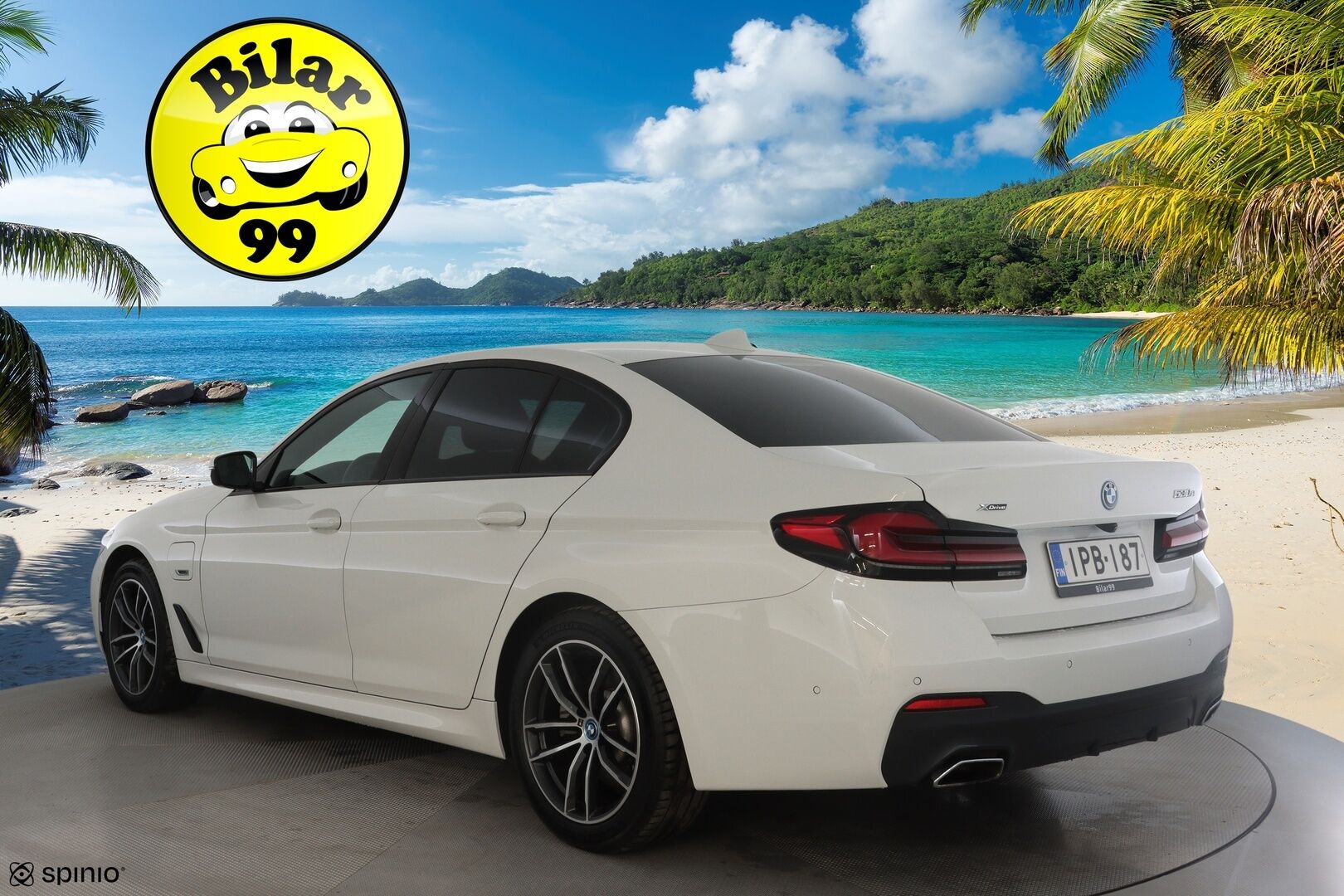 BMW 530 2022 G30 Sedan 530e xDrive A Charged Edition M Sport * ACC / LED / Sporttinahat / P.Kamera / Navi / Kaistavahti / HiFi * - Suomi-auto / 2x Latauskaapelit / Kahdet Renkaat / Merkkihuollettu!
