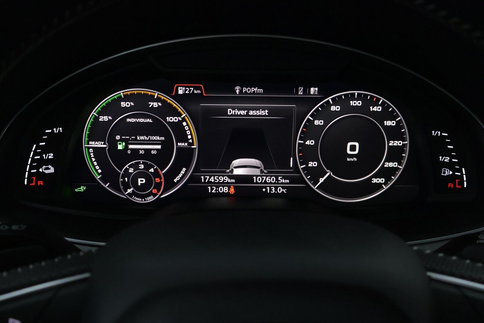 AUDI Q7 2017 3.0 TDI V6 e-tron Quattro TipTronic S-Line  *KATSO MITKÄ VARUSTEET* - * Adapt.LED / Digimittari / Sähköpenkit / Nahkasisusta / P-tutkat *