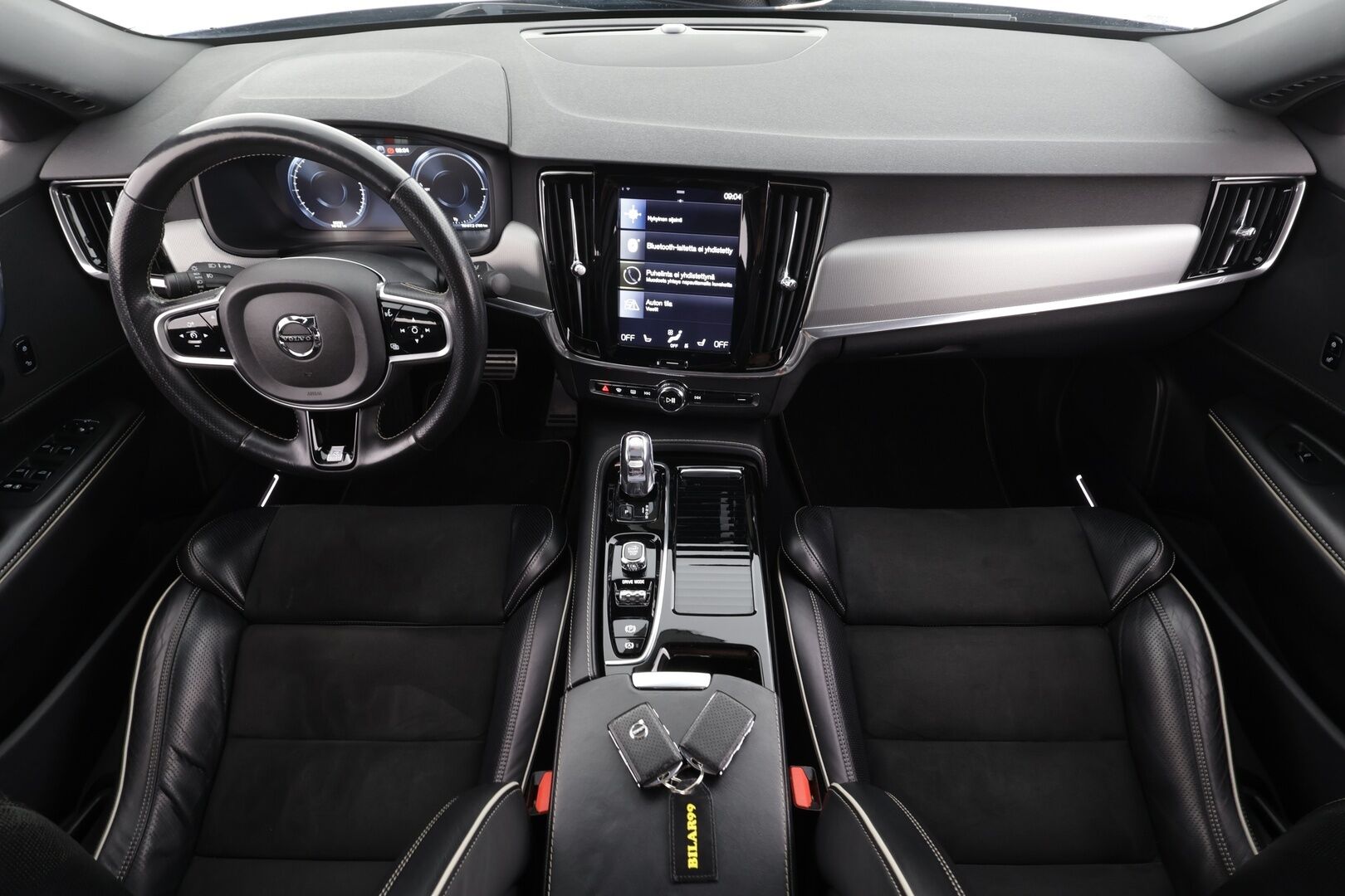 Volvo S90 2018 T8 AWD Business R-Design aut * ACC / P.kamera / LED / Navi / KeylessGo / Webasto / Sporttipenkit * - Kahdet renkaat aluvanteilla - HULLUT JOULUT KORKOTARJOUS 2,49% 