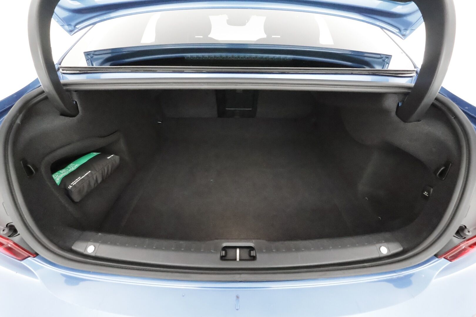 Volvo S90 2018 T8 AWD Business R-Design aut * ACC / P.kamera / LED / Navi / KeylessGo / Webasto / Sporttipenkit * - Akku kuntotarkastettu / Kahdet renkaat aluvanteilla / Hyvin huollettu - HULLUT VÄLIPÄIVÄT KORKOTARJOUS 2,49%