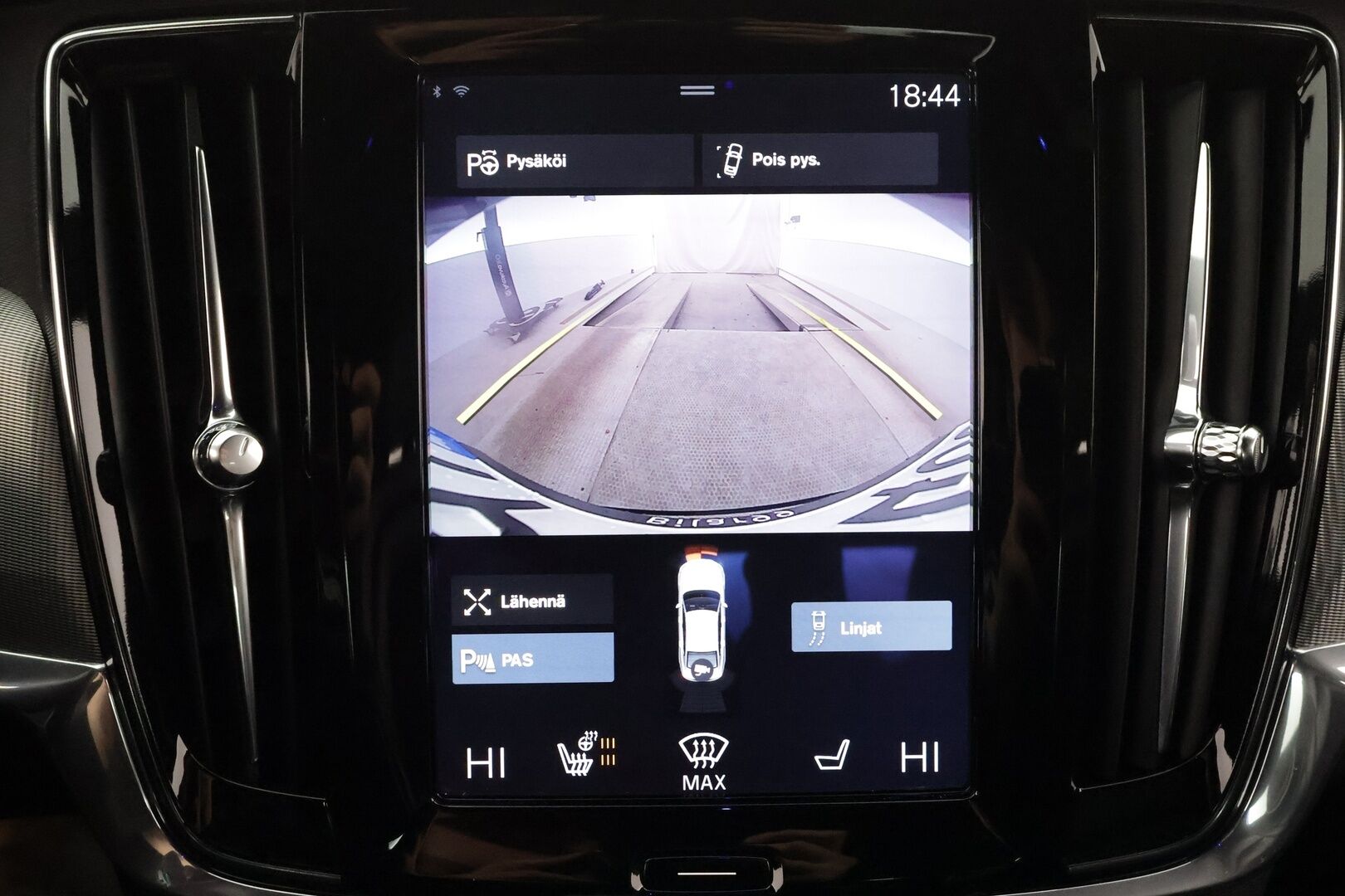 Volvo S90 2018 T8 AWD Business R-Design aut * ACC / P.kamera / LED / Navi / KeylessGo / Webasto / Sporttipenkit * - Akku kuntotarkastettu / Kahdet renkaat aluvanteilla / Hyvin huollettu - HULLUT VÄLIPÄIVÄT KORKOTARJOUS 2,49%