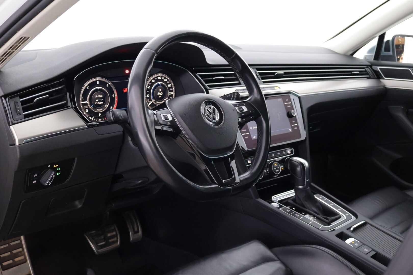VOLKSWAGEN PASSAT 2019 Variant Alltrack 2.0 TDI 140 kW 4MOTION DSG-aut. *Webasto / Digimittaristo / Adapt. vakkari / Nahat / Koukku* - Hyvällä maavaralla! / Taloudellinen neliveto diiseli! / Uudella näytöllä!