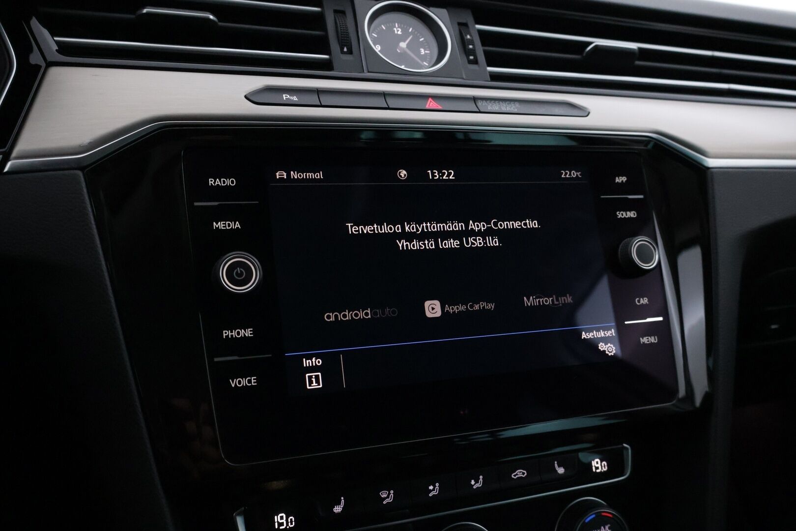 VOLKSWAGEN PASSAT 2019 Variant Alltrack 2.0 TDI 140 kW 4MOTION DSG-aut. *Webasto / Digimittaristo / Adapt. vakkari / Nahat / Koukku* - Hyvällä maavaralla! / Taloudellinen neliveto diiseli! / Uudella näytöllä!