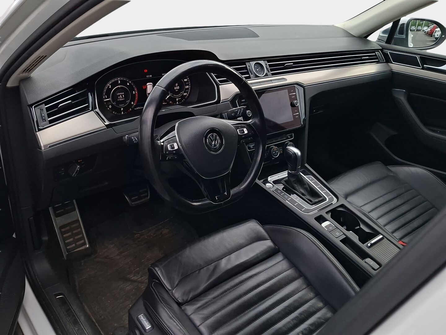 VOLKSWAGEN PASSAT 2019 Variant Alltrack 2.0 TDI 140 kW 4MOTION DSG-aut. *Webasto / Digimittaristo / Adapt. vakkari / Nahat / Koukku* - Hyvällä maavaralla! / Taloudellinen neliveto diiseli! / Uudella näytöllä!