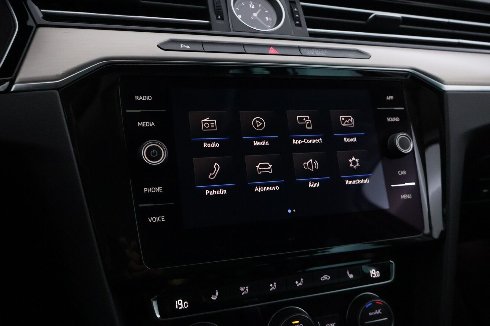 VOLKSWAGEN PASSAT 2019 Variant Alltrack 2.0 TDI 140 kW 4MOTION DSG-aut. *Webasto / Digimittaristo / Adapt. vakkari / Nahat / Koukku* - Hyvällä maavaralla! / Taloudellinen neliveto diiseli! / Uudella näytöllä!