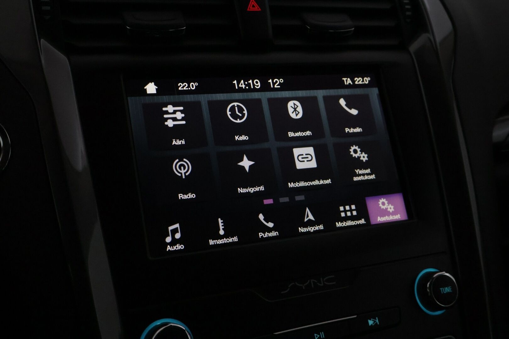 FORD Mondeo 2019 2,0 187hv Hybrid eCVT Titanium HEV Wagon- YritysOutlet - Myydään vain yrityksille - ACC / P-Kamera / Lohko / Navi!