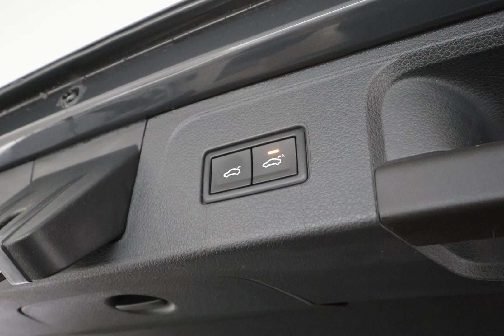 Volkswagen Passat 2021 Variant Alltrack 2,0 TDI SCR 147 kW 4MOTION DSG - ALV | Webasto | ACC | Matrix | P.Kamera | Navi | Kaistavahti | Keyless | Merkkihuollettu