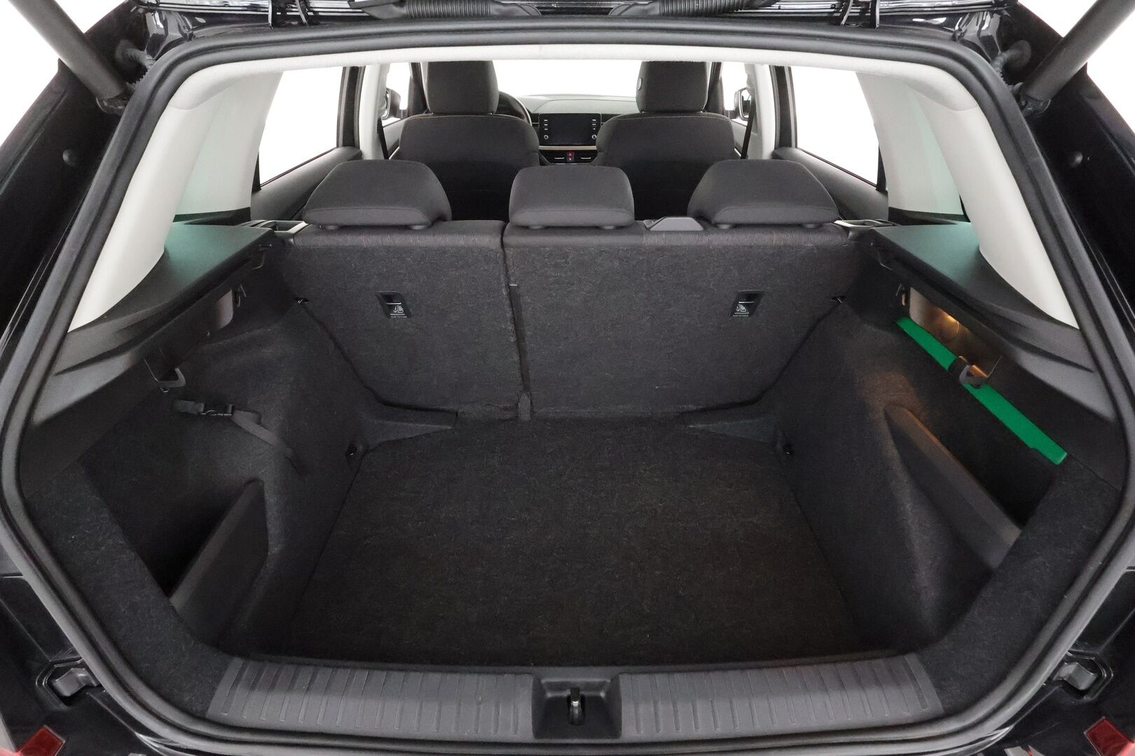 Skoda Kamiq 2021 1,0 TSI 110 Style DSG * ACC / LED / P.Kamera / Sisätilanlämmitin / Kaistavahti / Keyless * - 1-om Suomi-auto / Kahdet renkaat aluvanteilla - HULLUT AVAJAISHULINAT KORKOTARJOUS 3,29 %