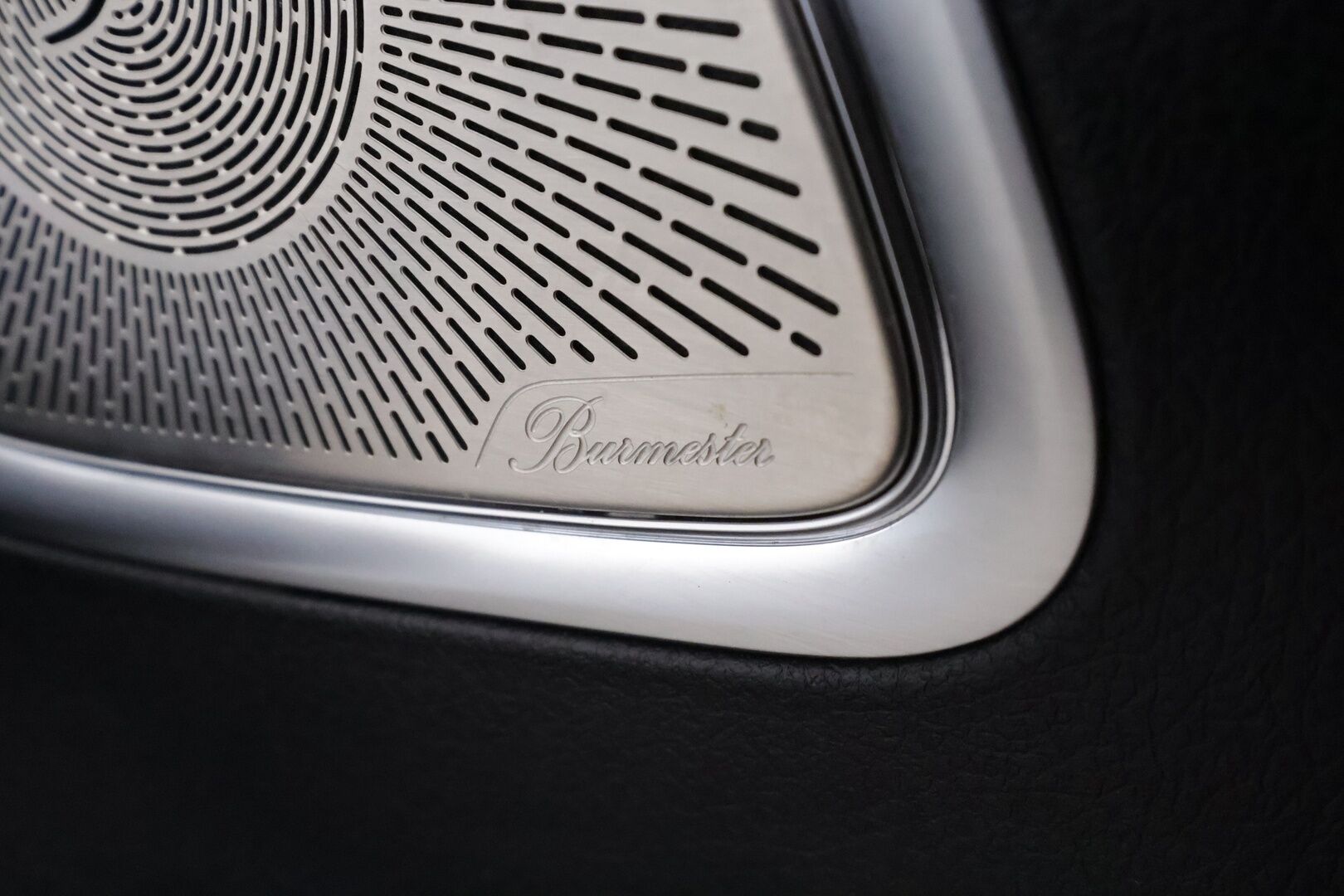 Mercedes-Benz C 2022 180 A Business AMG **Burmester / Webasto / LED-High Performance / P.Kamera / Sporttipenkit / Kaistavahti** - 1-om Suomi-auto / Kahdet Renkaat