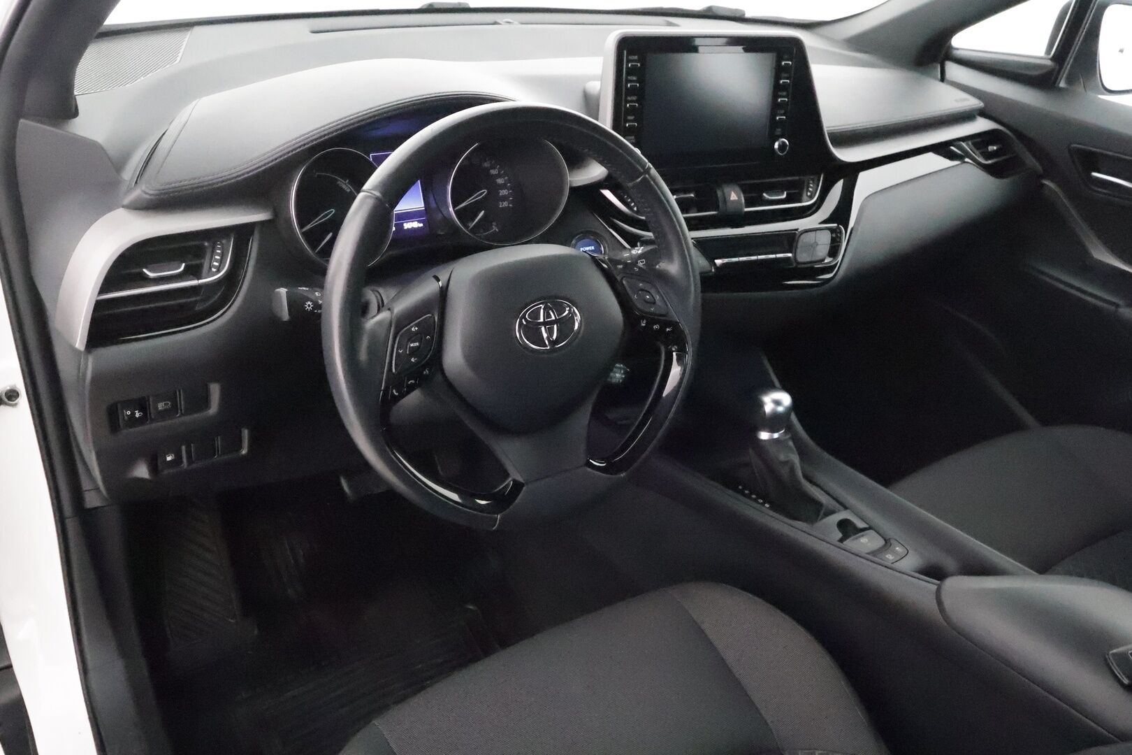 Toyota C-HR 2021 1,8 Hybrid Active Edition **Adapt.Vakkari / P. Kamera / LED-valot / Navi / Kaistavahti / 2x Renkaat**