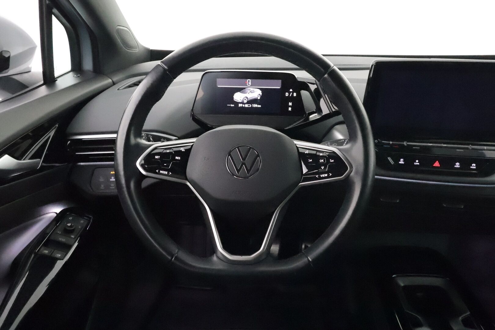 Volkswagen ID.4 2022 Pro Performance* Hierovat Sporttipenkit Muistilla / Lämpöpumppu / Koukku / Adapt.Vakkari / Matrix-LED** - 3,99 % KORKOTARJOUS TÄHÄN AUTOON - * 1.Om Suomi-auto / Navi / Kaistavahti / KeylessGO / 2x Renkaat