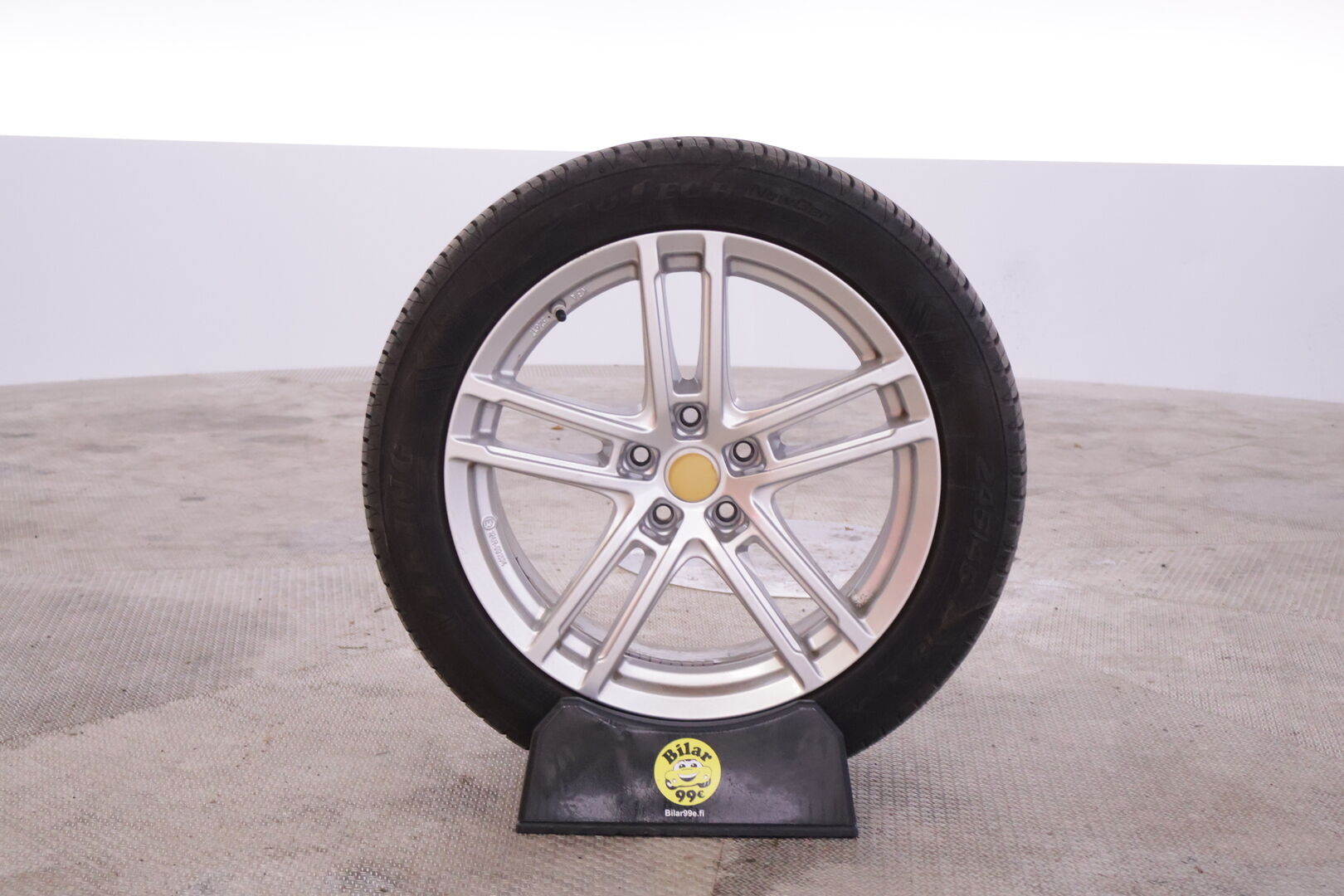 BMW 530 2022 G31 Touring 530e xDrive A Charged Edition **Adapti. vakkari / Comfort access / H&K / Rat.Lämmitin / Sportti nahat** - Juuri huollettu / 2X Hyvät renkaat / Hyvin varusteltu! - HULLU BLACKWEEK KORKOTARJOUS 2,49%