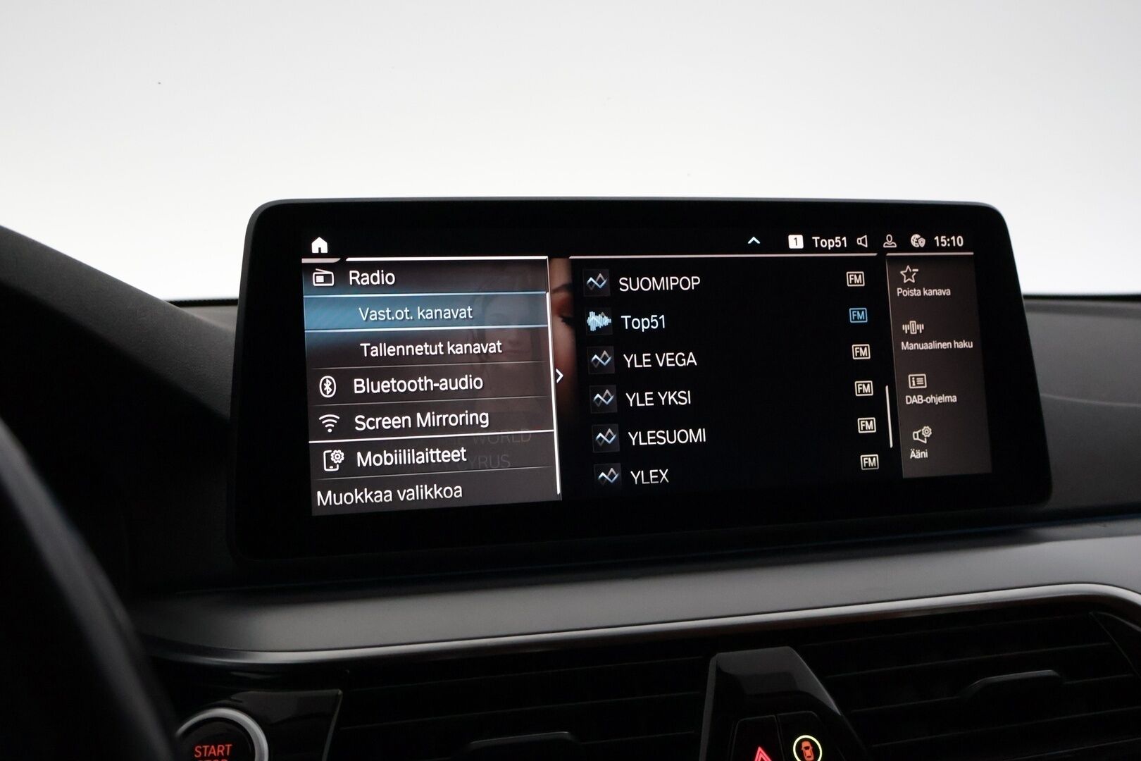 BMW 530 2022 G31 Touring 530e xDrive A Charged Edition **Adapti. vakkari / Comfort access / H&K / Rat.Lämmitin / Sportti nahat** - Juuri huollettu / 2X Hyvät renkaat / Hyvin varusteltu! - HULLU BLACKWEEK KORKOTARJOUS 2,49%