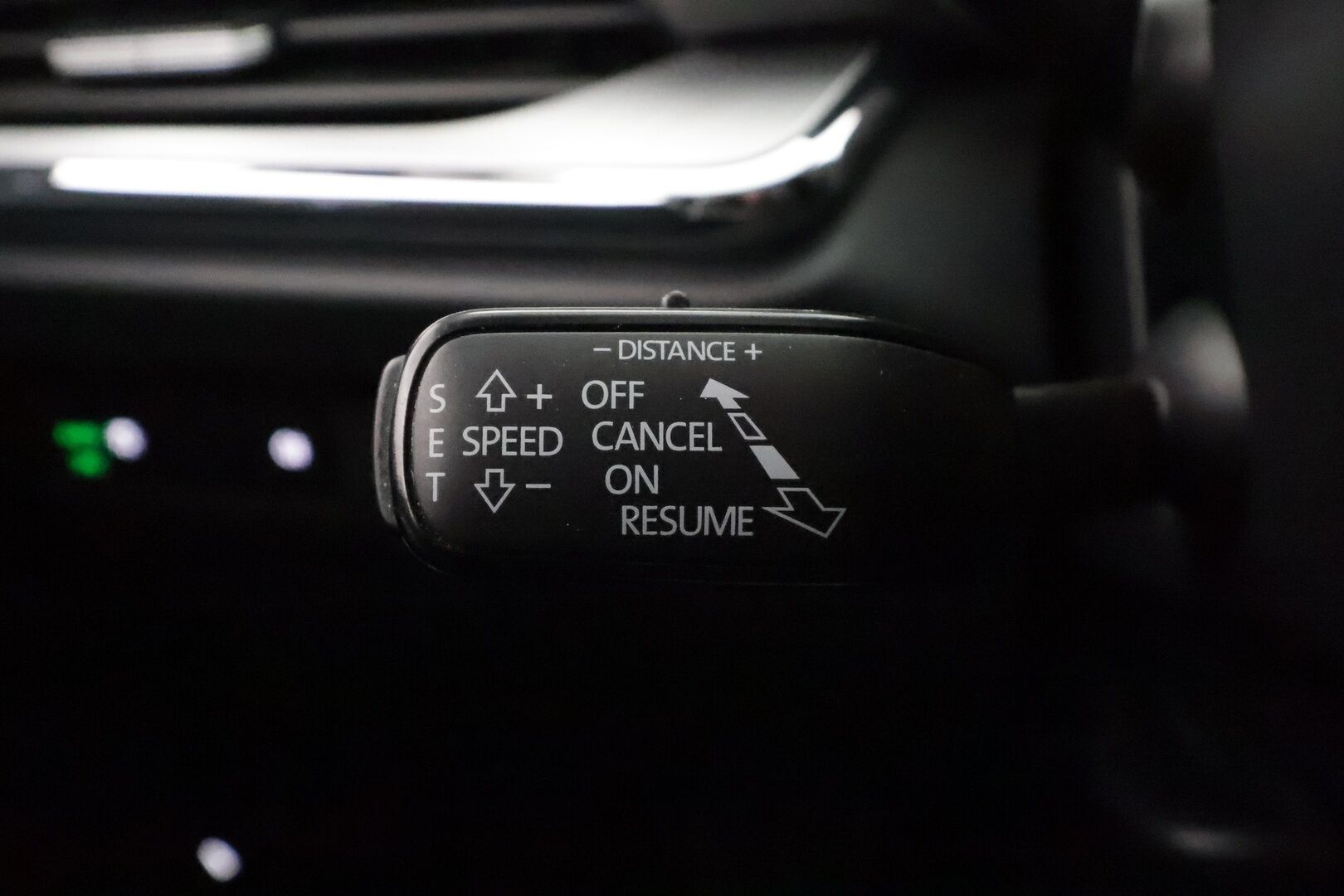 Skoda Enyaq 2022 80 iV - | ACC | Koukku | ILP | Muistipenkki | P.Kamera | LED | Puolinahat | Ratinlämmitys | Keyless | Apple&Android | 1.Om Suomi-auto | Kahdet Renkaat | Merkkihuollettu |