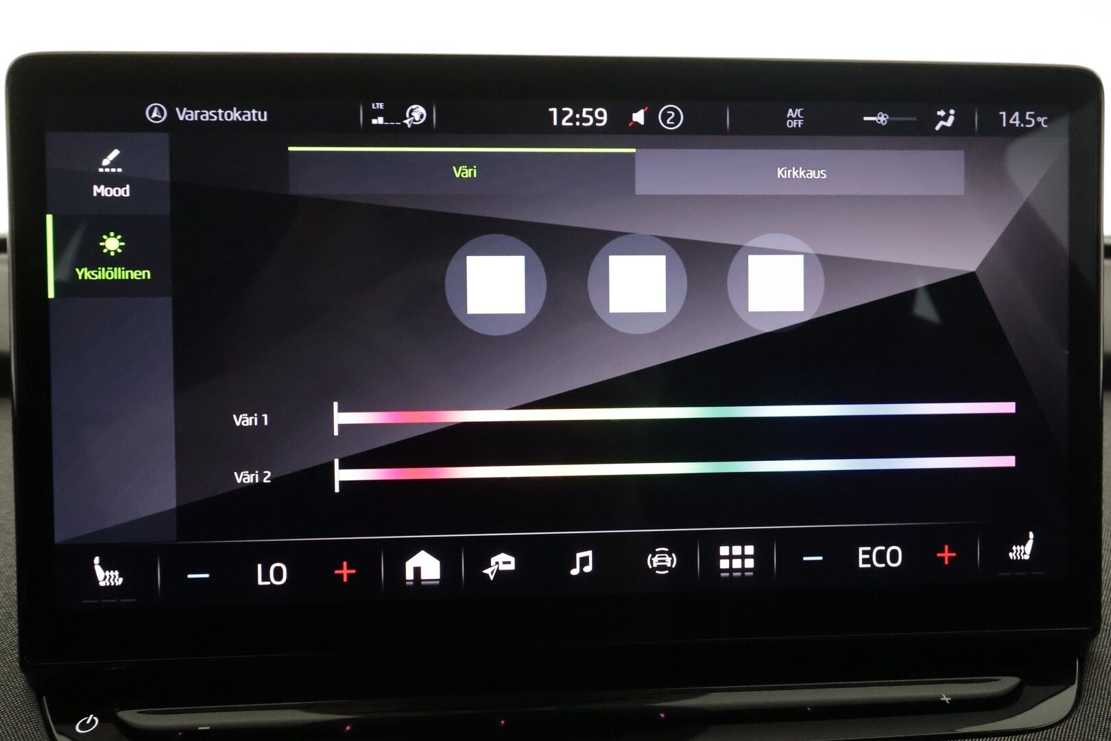 Skoda Enyaq 2022 80 iV - | ACC | Koukku | ILP | Muistipenkki | P.Kamera | LED | Puolinahat | Ratinlämmitys | Keyless | Apple&Android | 1.Om Suomi-auto | Kahdet Renkaat | Merkkihuollettu |