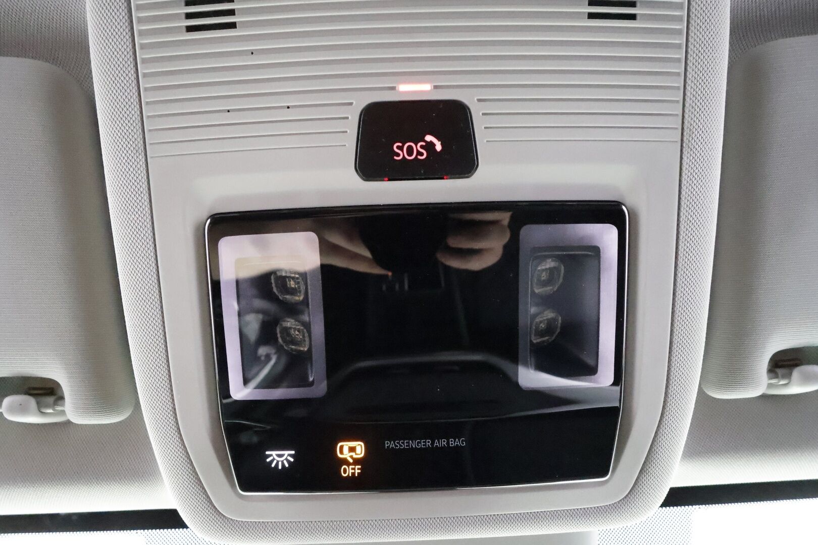 Skoda Enyaq 2022 80 iV - | ACC | Koukku | ILP | Muistipenkki | P.Kamera | LED | Puolinahat | Ratinlämmitys | Keyless | Apple&Android | 1.Om Suomi-auto | Kahdet Renkaat | Merkkihuollettu |