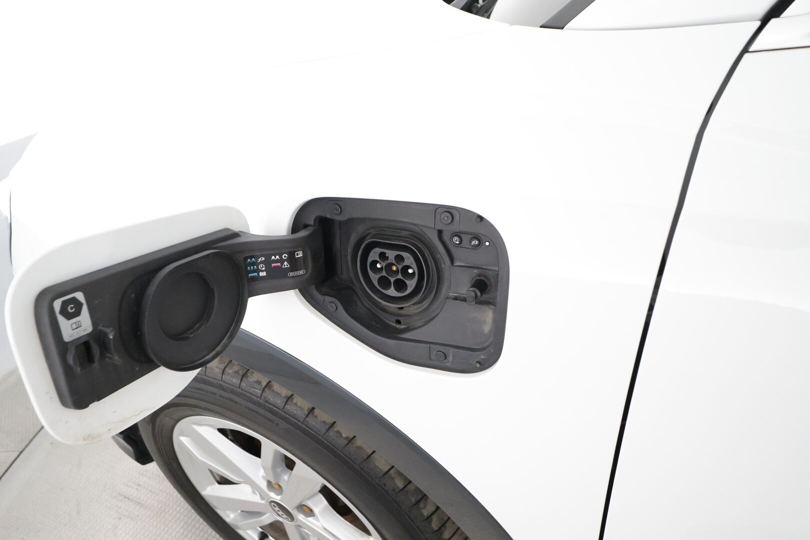Audi Q3 2022 Sportback Progress 45 TFSI e 180 kW S tronic - | ACC | Koukku | LED | P.Kamera | Digimittaristo | Keyless | Sporttipenkit | Suomi-auto | Kahdet Renkaat | Merkkihuollettu |