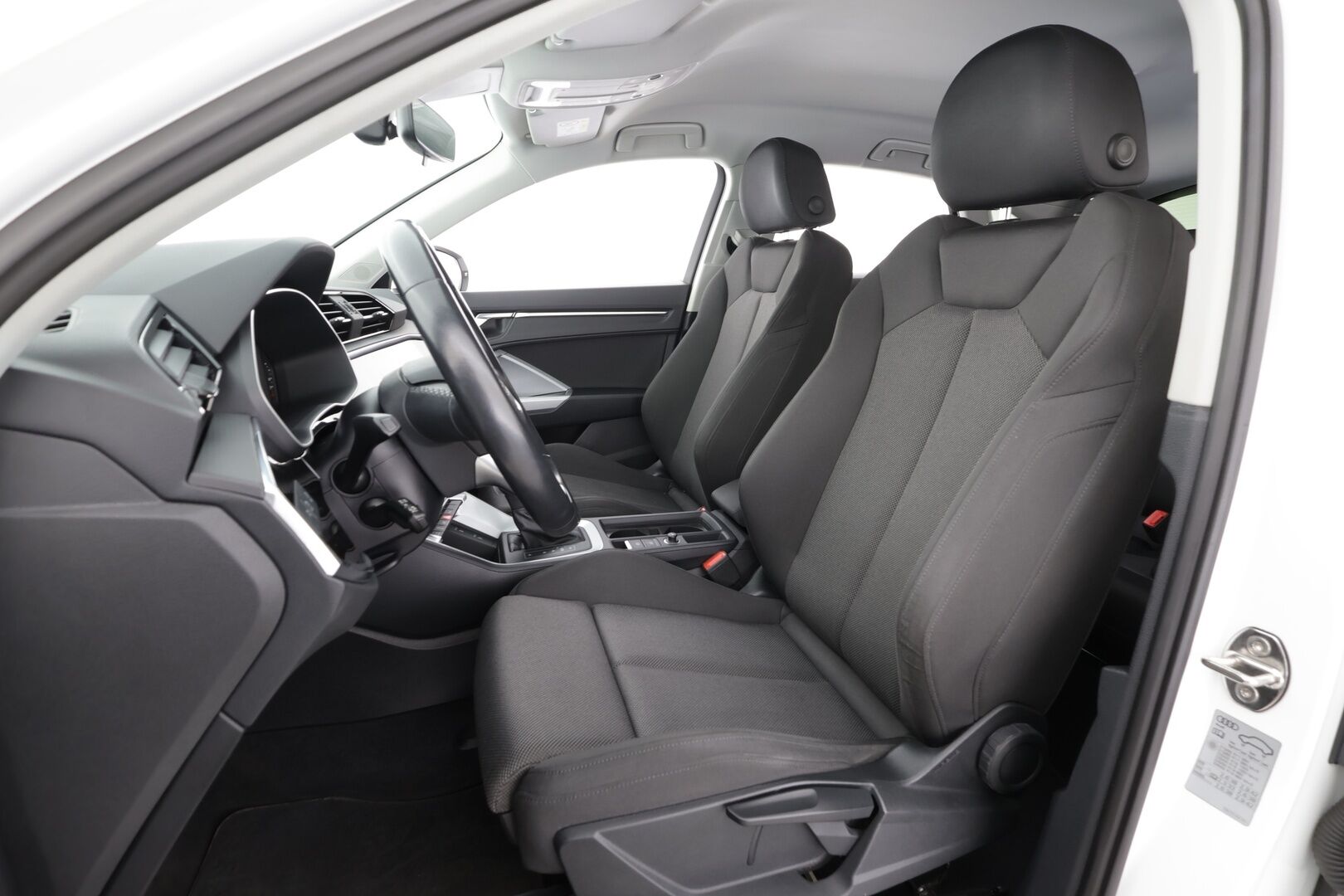 Audi Q3 2022 Sportback Progress 45 TFSI e 180 kW S tronic - | ACC | Koukku | LED | P.Kamera | Digimittaristo | Keyless | Sporttipenkit | Suomi-auto | Kahdet Renkaat | Merkkihuollettu |