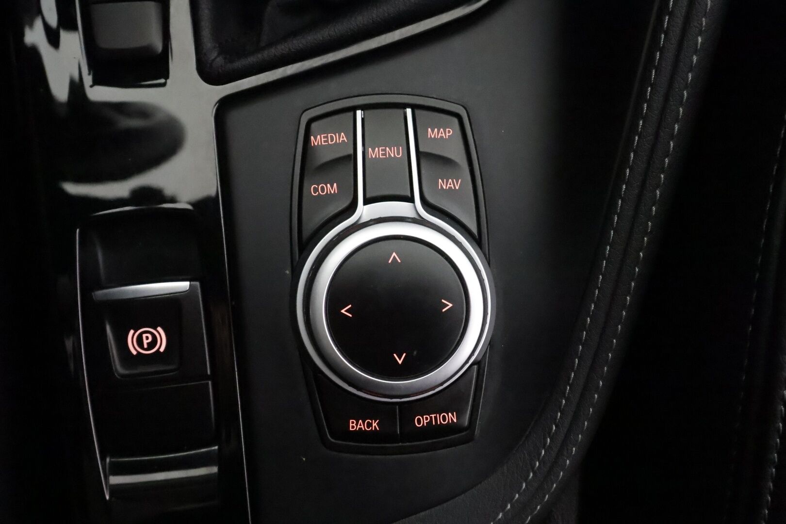 BMW X1 2022 F48 xDrive25e A Charged Edition xLine * Vakkari / P.kamera / Koukku / LED / Sporttipenkit / Navi * - 1.Om Suomi auto / Kahdet renkaat