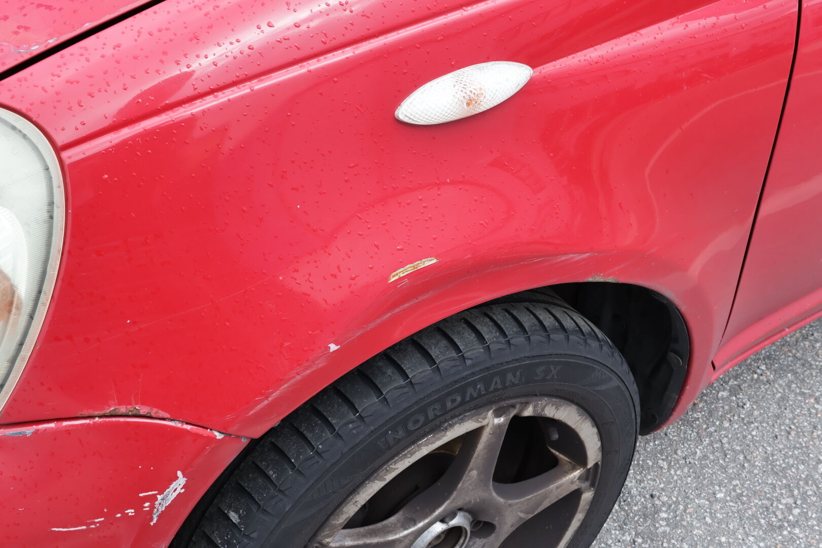 Toyota Yaris 2002 1,3 VVT-i Linea Luna AT 3d MYYDÄÄN HUUTOKAUPAT.COM! - MYYDÄÄN HUUTOKAUPAT.COM!