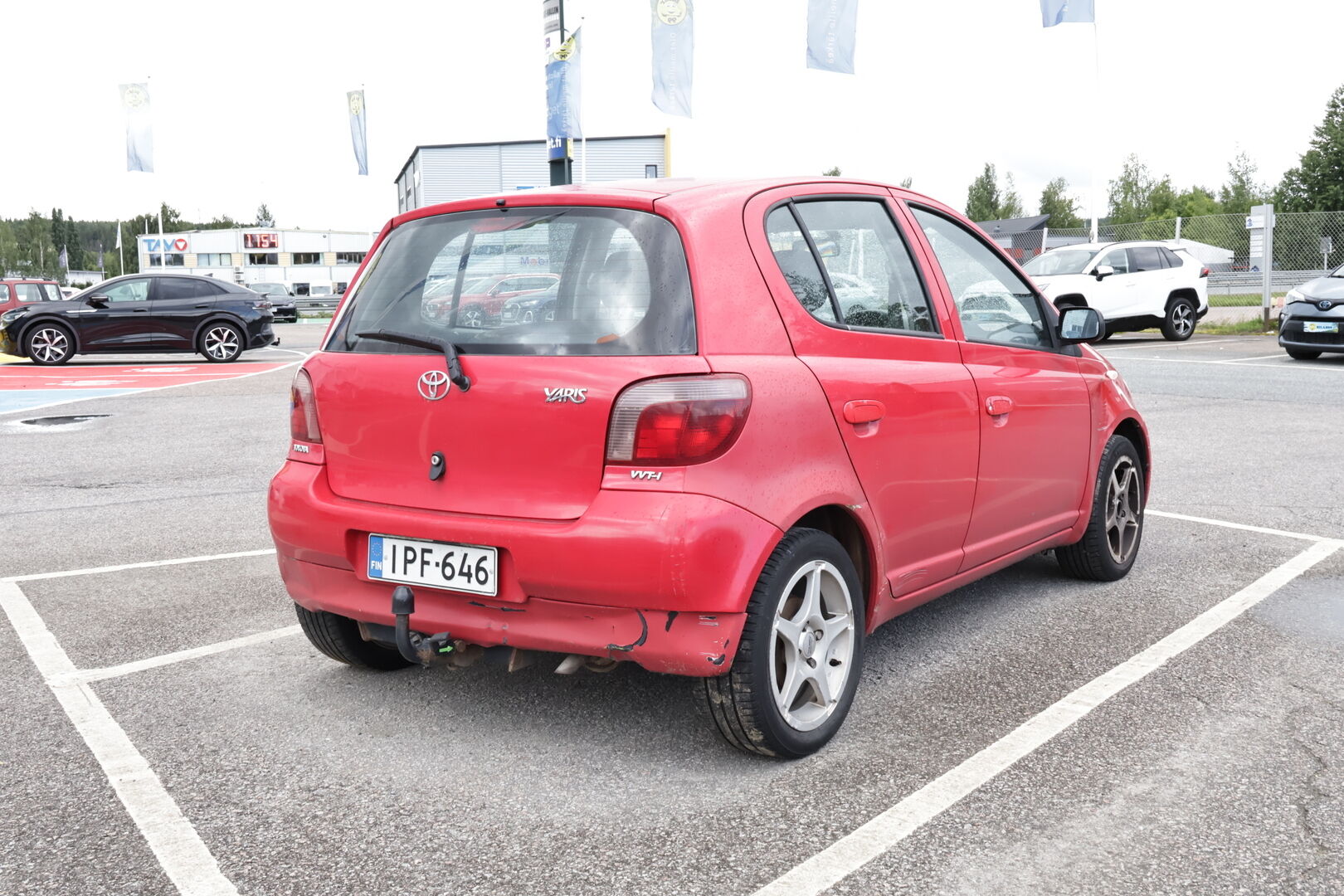 Toyota Yaris 2002 1,3 VVT-i Linea Luna AT 3d MYYDÄÄN HUUTOKAUPAT.COM! - MYYDÄÄN HUUTOKAUPAT.COM!