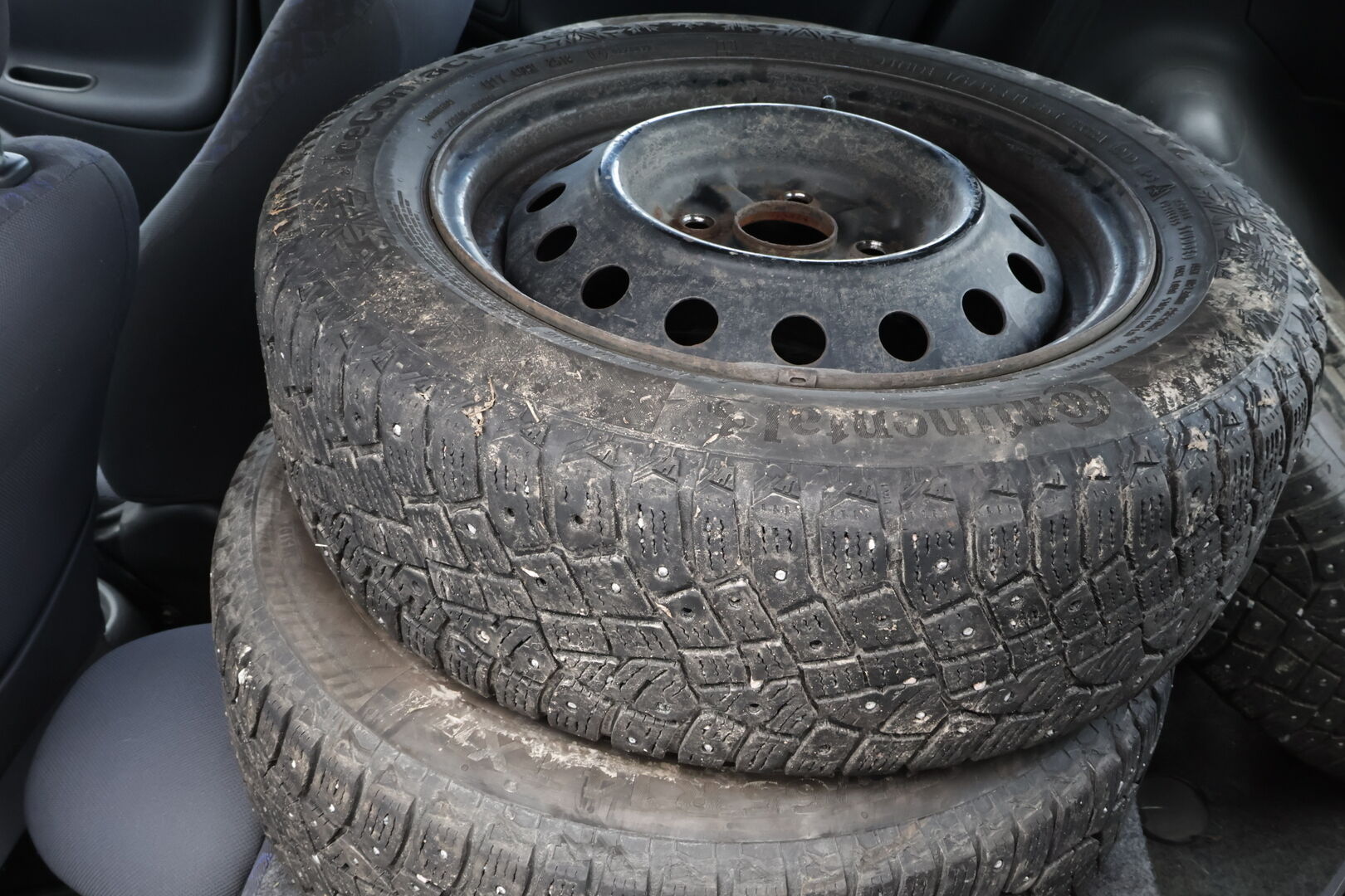 Toyota Yaris 2002 1,3 VVT-i Linea Luna AT 3d MYYDÄÄN HUUTOKAUPAT.COM! - MYYDÄÄN HUUTOKAUPAT.COM!