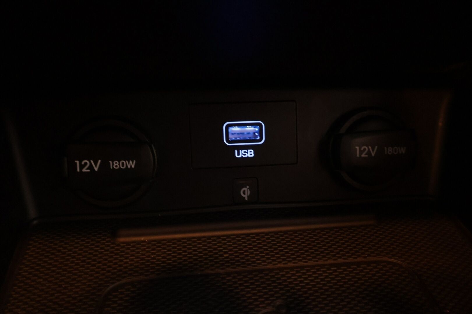 Hyundai IONIQ hybrid 2021 1,6 hybrid 141 hv 6-DCT Style Limited Edition - Suomi-auto | Adapt.vakkari | Ilmastoidut nahat | Lohko+sisäp | Vetokoukku | Infinity audio | P.kamera | Navi | Digimittaristo