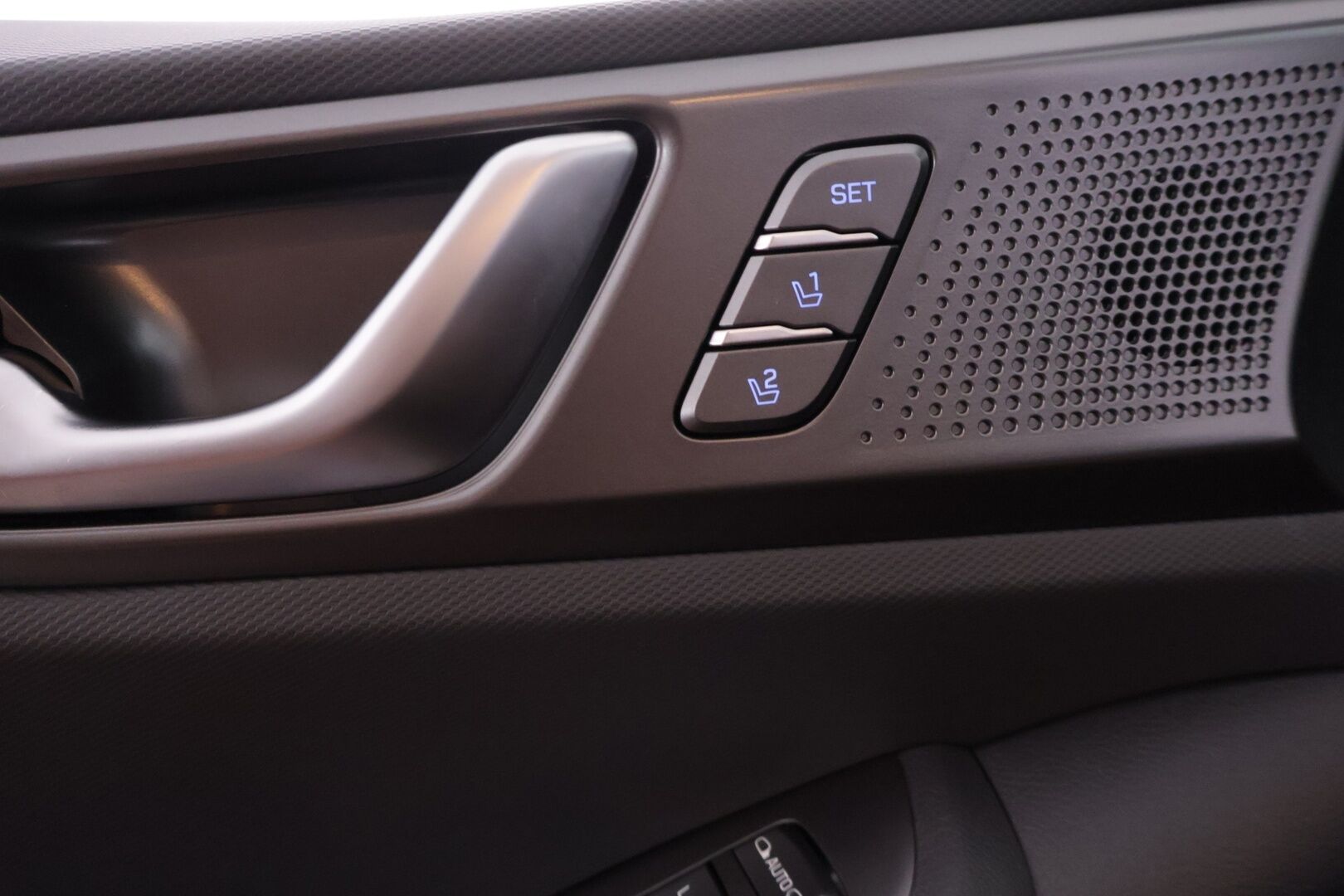 Hyundai IONIQ hybrid 2021 1,6 hybrid 141 hv 6-DCT Style Limited Edition - Suomi-auto | Adapt.vakkari | Ilmastoidut nahat | Lohko+sisäp | Vetokoukku | Infinity audio | P.kamera | Navi | Digimittaristo