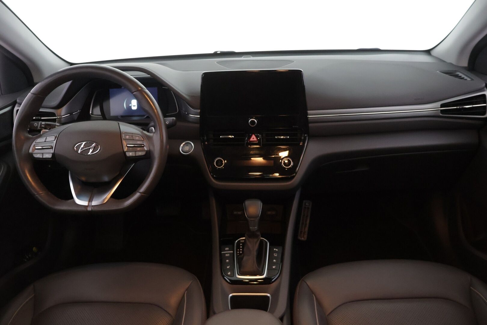 Hyundai IONIQ hybrid 2021 1,6 hybrid 141 hv 6-DCT Style Limited Edition - Suomi-auto | Adapt.vakkari | Ilmastoidut nahat | Lohko+sisäp | Vetokoukku | Infinity audio | P.kamera | Navi | Digimittaristo