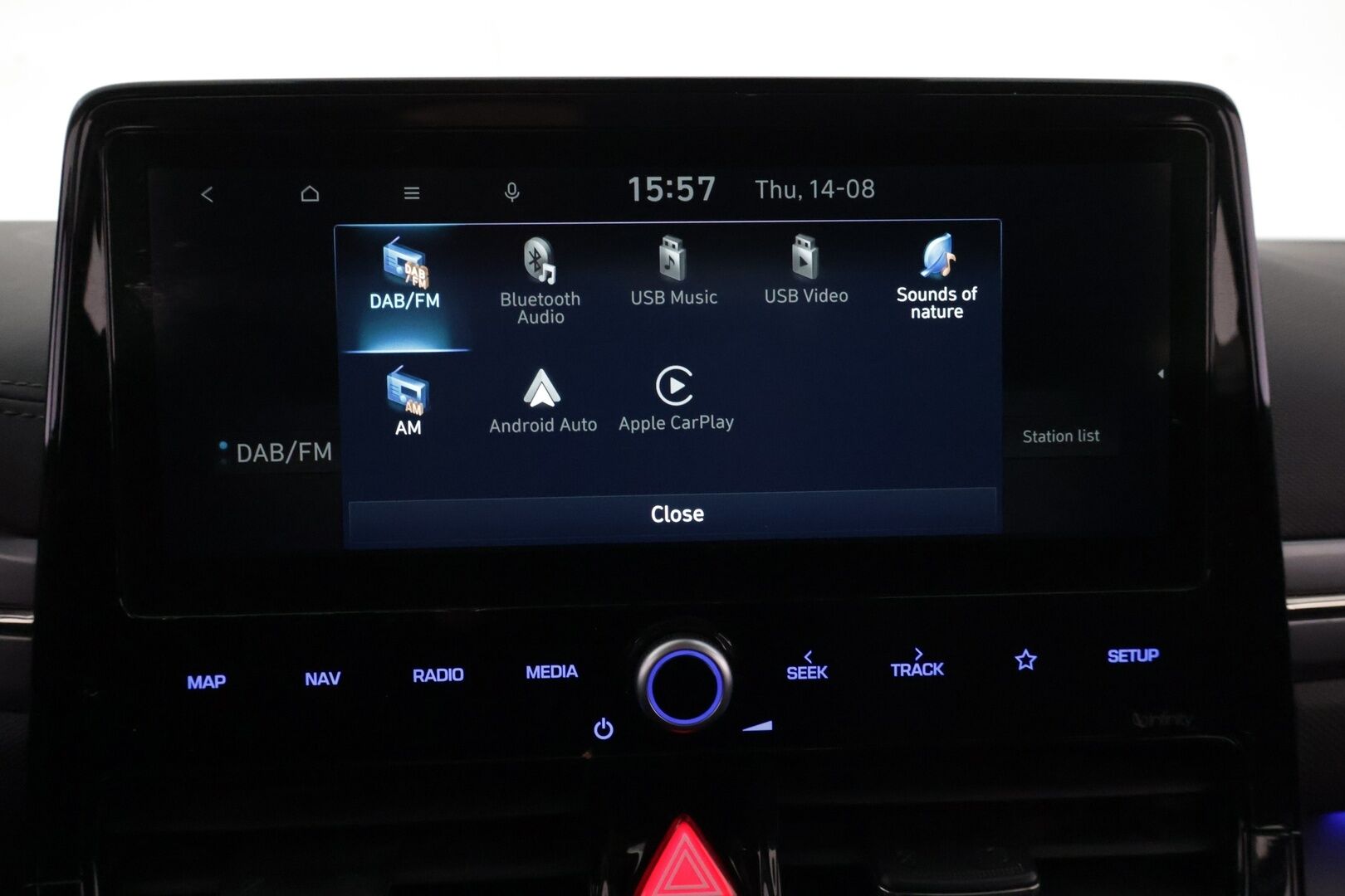 Hyundai IONIQ 2020 1.6 hybrid 141 hv 6-DCT Style MY20 ** ALV / Keyless / ACC / Blis / Navi - Tämä huippu myydään huudossa! ** Pitkä leima / Kahdet renkaat aluilla