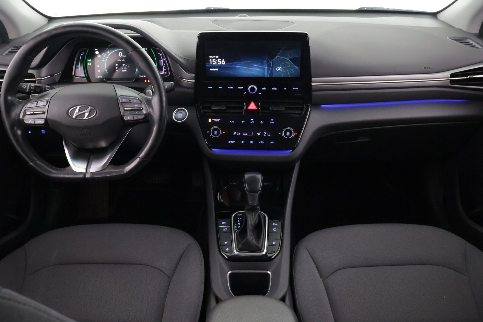Hyundai IONIQ 2020 1.6 hybrid 141 hv 6-DCT Style MY20 ** ALV / Keyless / ACC / Blis / Navi - Tämä huippu myydään huudossa! ** Pitkä leima / Kahdet renkaat aluilla