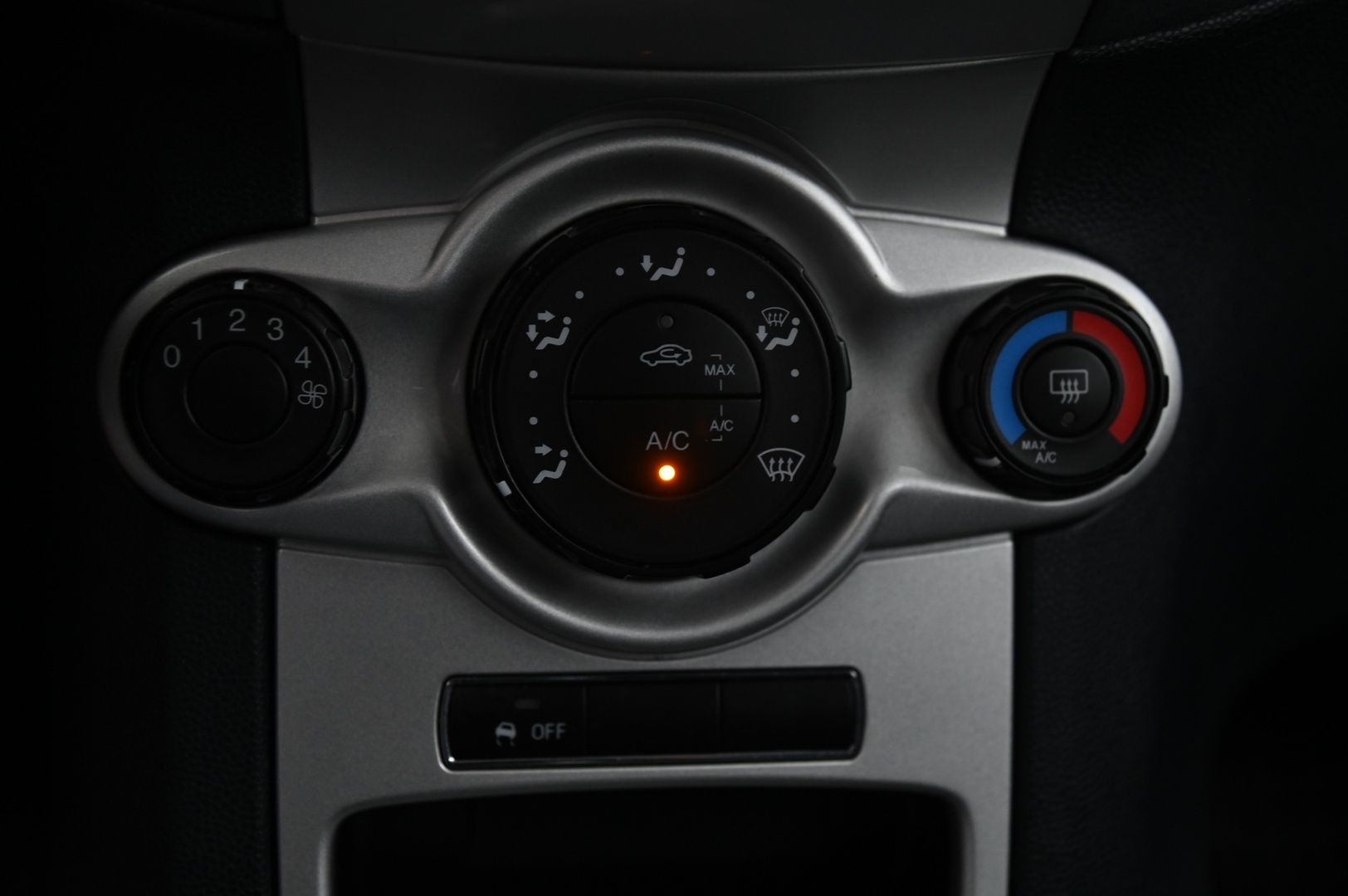 Ford Fiesta 2011 1.6l *Myydään Huutokaupat.com*