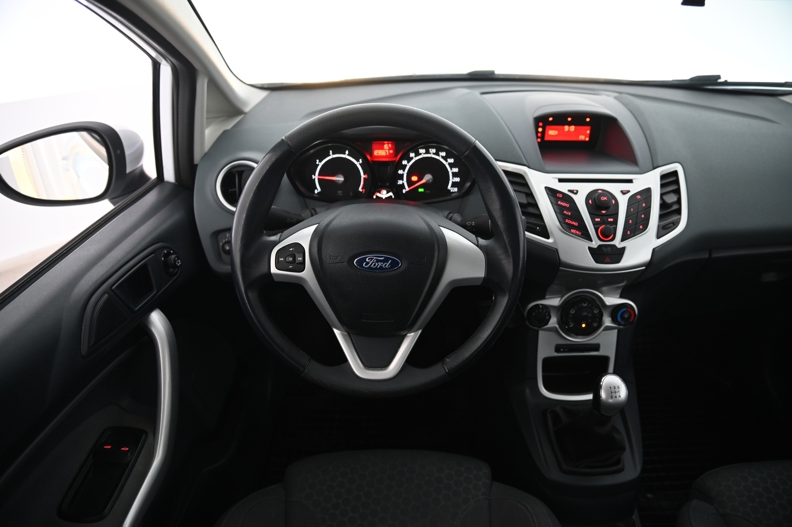 Ford Fiesta 2011 1.6l *Myydään Huutokaupat.com*