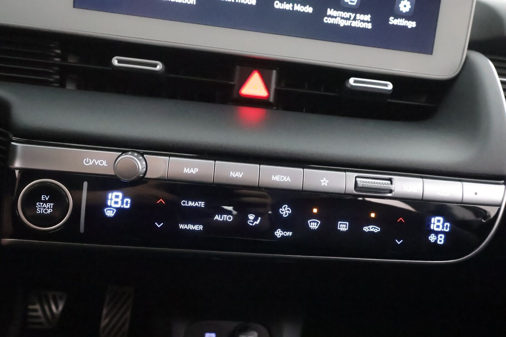 Hyundai IONIQ 5 2022 73 kWh 217 hv Premium - | ACC | Koukku | ILP | 360° | Bose | Ilmastoidut relax nahat | Muistipenkki | HDA | BSM | V2L | Ambient | 2x renkaat aluin | Suomiauto |