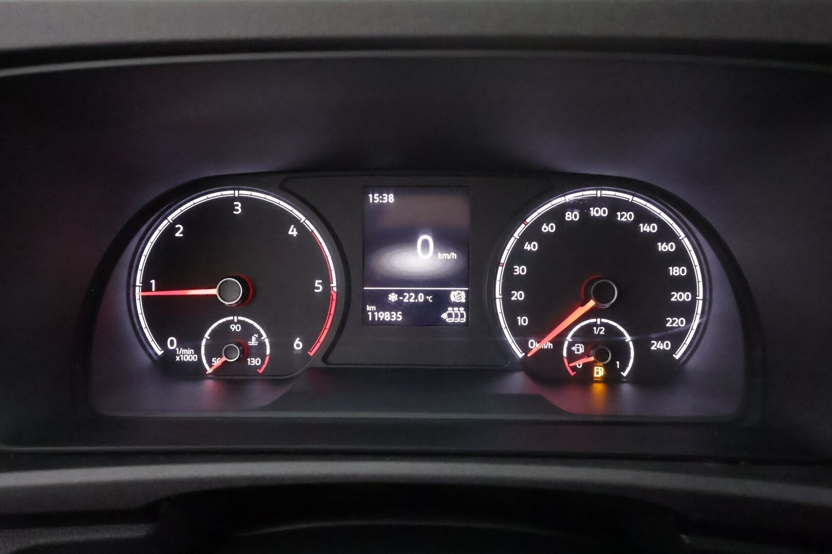 Volkswagen Caddy 2022 Life Business 2,0 TDI * ACC / Webasto / Koukku / P.tutkat / Bluetooth * - ALV / 1.Om Suomi-auto / 2x vanteet