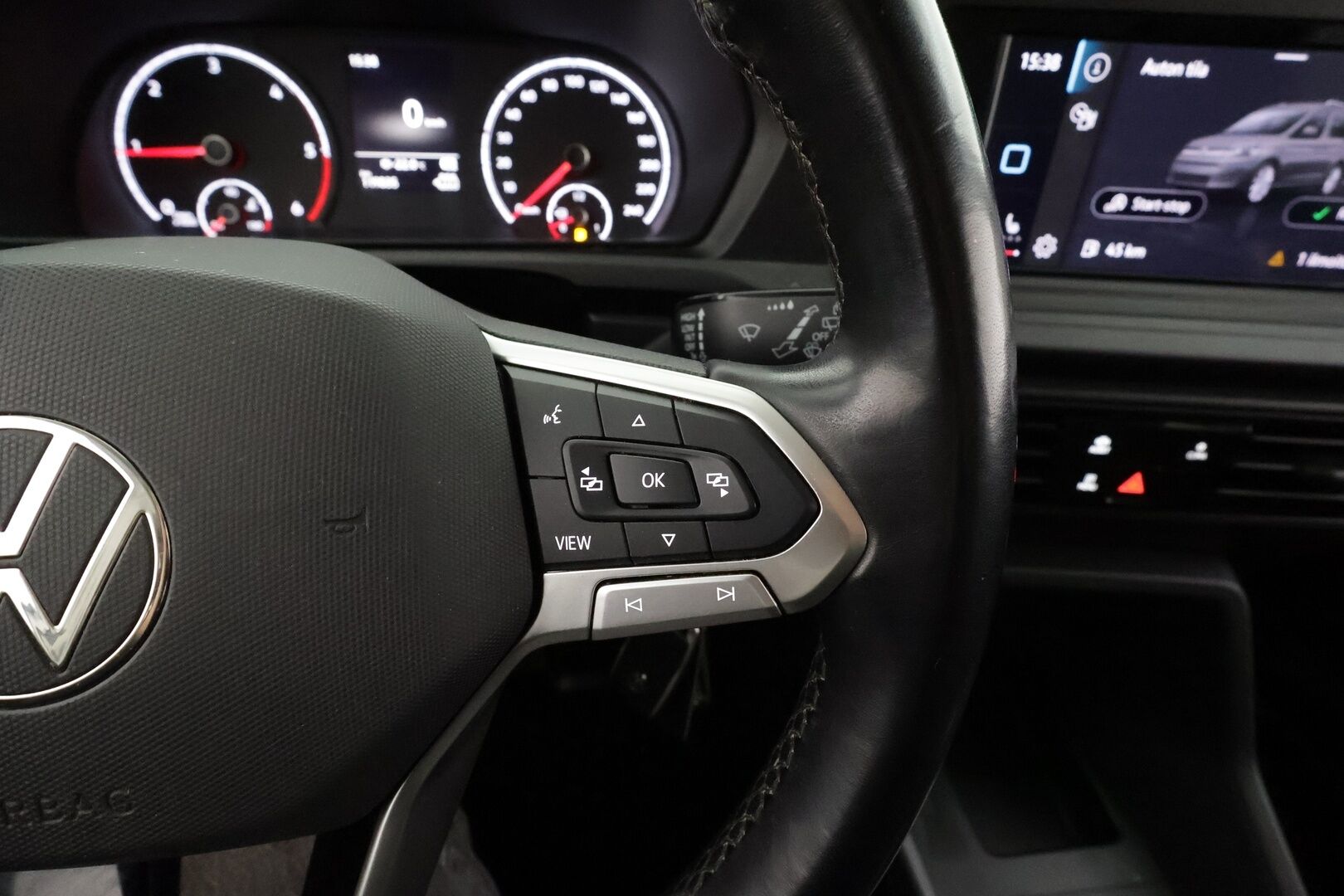 Volkswagen Caddy 2022 Life Business 2,0 TDI * ACC / Webasto / Koukku / P.tutkat / Bluetooth * - ALV / 1.Om Suomi-auto / 2x vanteet