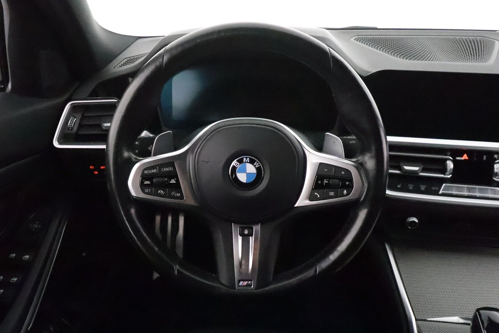 BMW 330 2021 G20 Sedan 330e xDrive Business M-Sport *ACC / P.kamera / Comfort Access / LED / Navi / Koukku / Sporttipenkit / Hifi* - Akku kuntotarkastettu