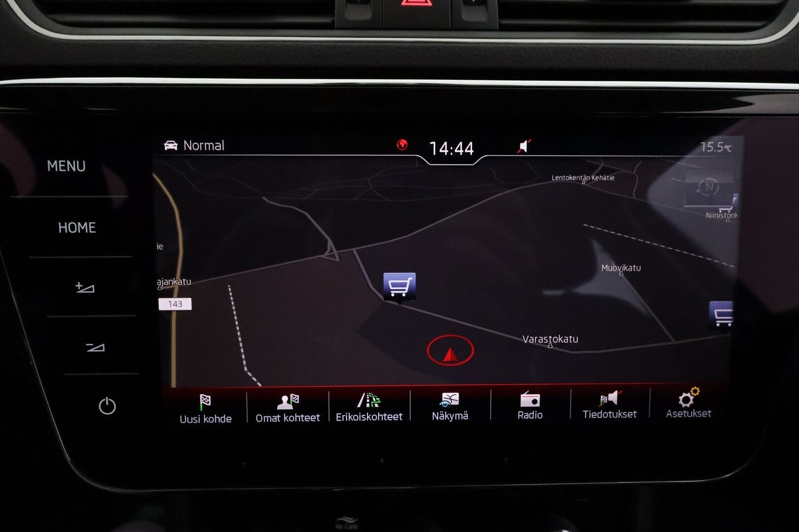 Skoda Superb 2018 Combi 1,8TSI L&K DSG **Canton / Webasto / Koukku / ACC / LED / P.Kamera / Ilmastoidut Muistinahat / Navi / Kaistavahti** - Kahdet Renkaat