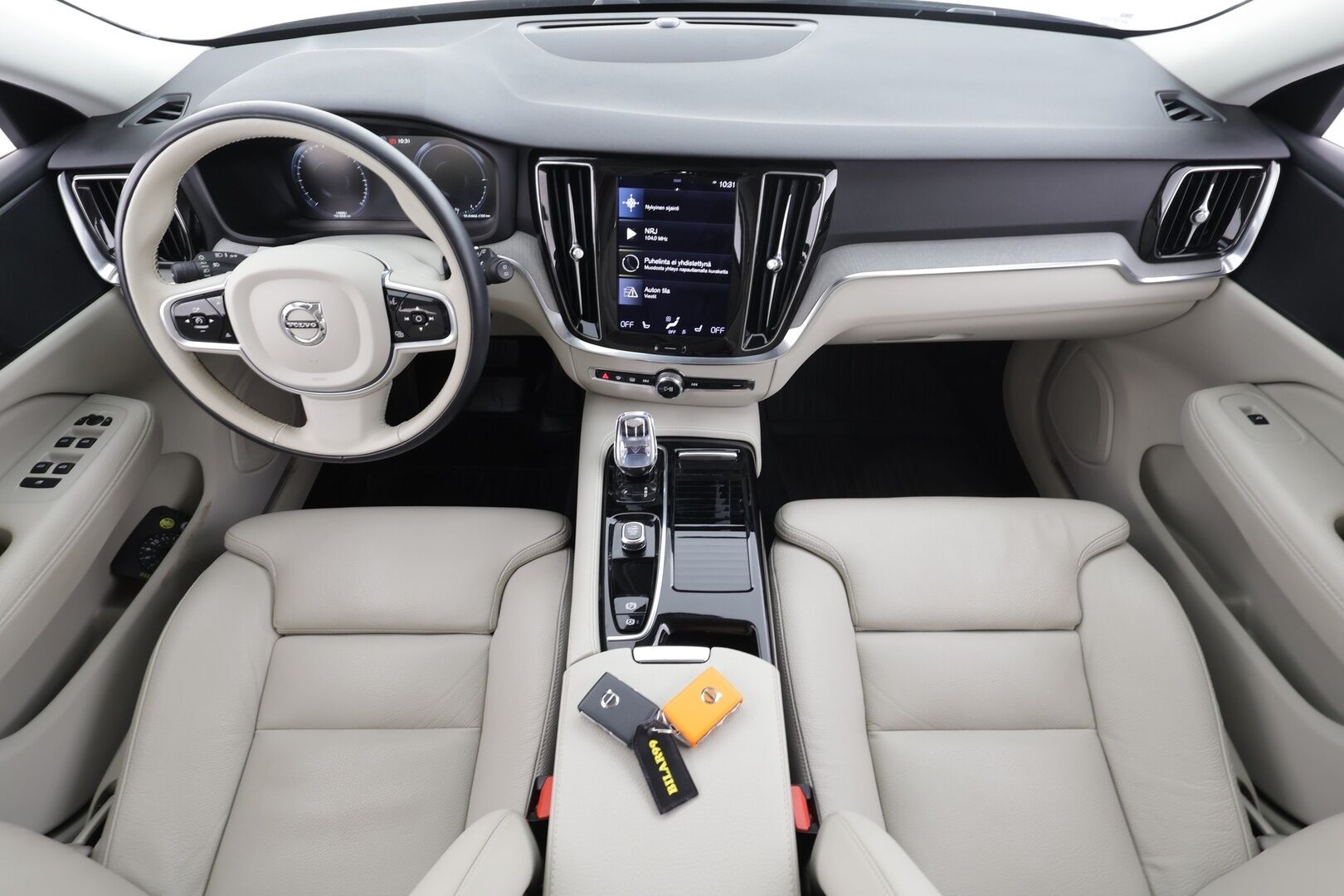 Volvo V60 2022 T6 TwE AWD Business Inscription Edition aut * ACC / Webasto / Muistipenkki / Keyless / Navi * - Suomi auto / Merkkihuollettu