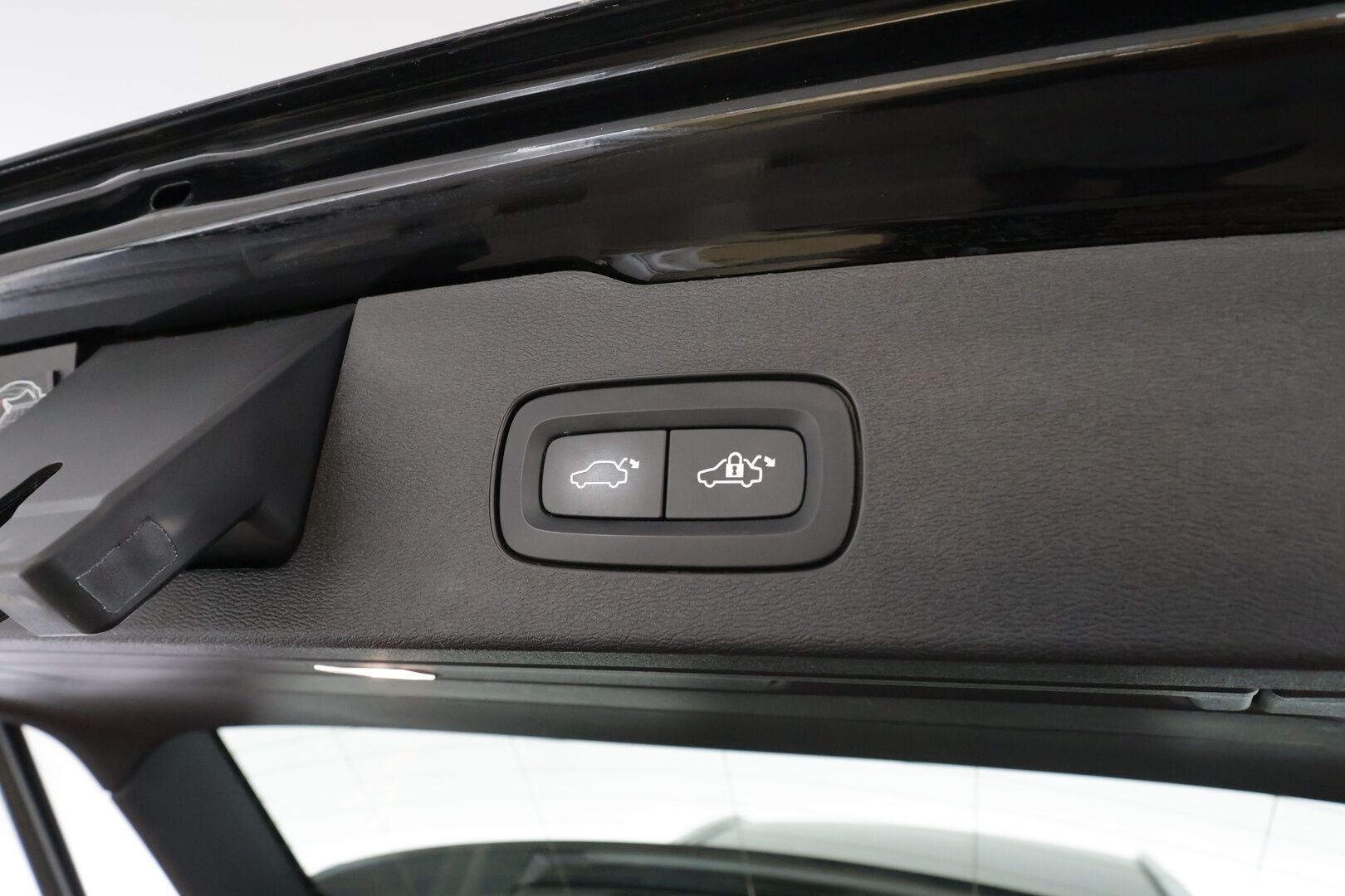 Volvo V60 2022 T6 TwE AWD Business Inscription Edition aut * ACC / Webasto / Muistipenkki / Keyless / Navi * - Suomi auto / Merkkihuollettu