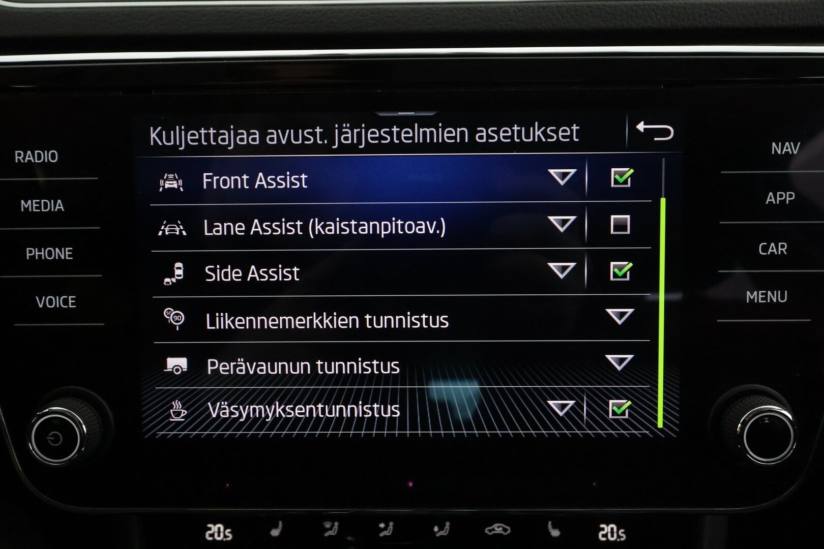 Skoda Superb 2022 Combi 2.0 TDI 200 4x4 Style DSG *Webasto / Matrix LED / ACC / P.Kamera / Muistipenkit / Keyless / Navi * - Kahdet renkaat / 1.Om Suomi-auto