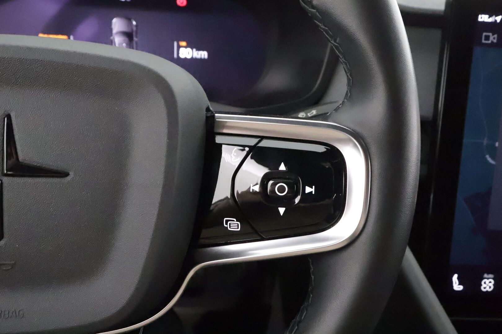 Polestar 2 2022 Long Range Single Motor, 170kW, 78kWh * ACC / Koukku / LED / 360-kamera / Muistipenkki / Apple&Android * - 1.Om Suomi-auto / Merkkihuollettu / 2x Lataus / Kahdet Renkaat