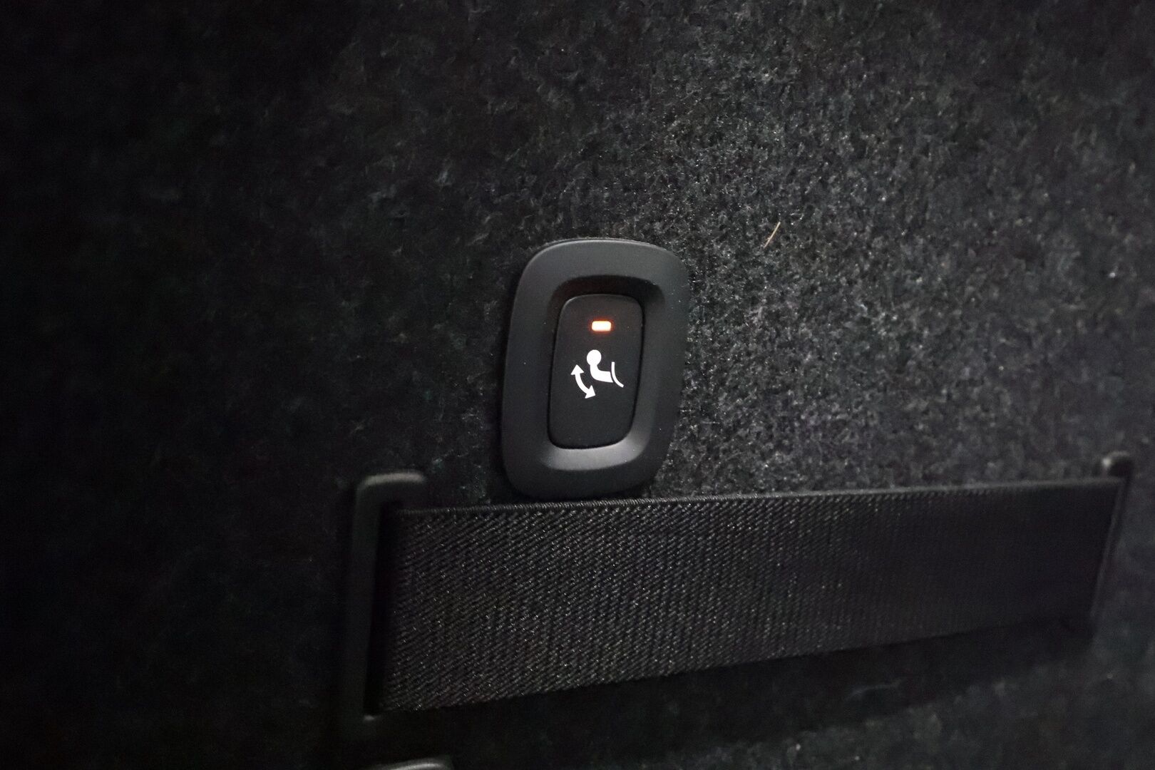 Polestar 2 2022 Long Range Single Motor, 170kW, 78kWh * ACC / Koukku / LED / 360-kamera / Muistipenkki / Apple&Android * - 1.Om Suomi-auto / Merkkihuollettu / 2x Lataus / Kahdet Renkaat