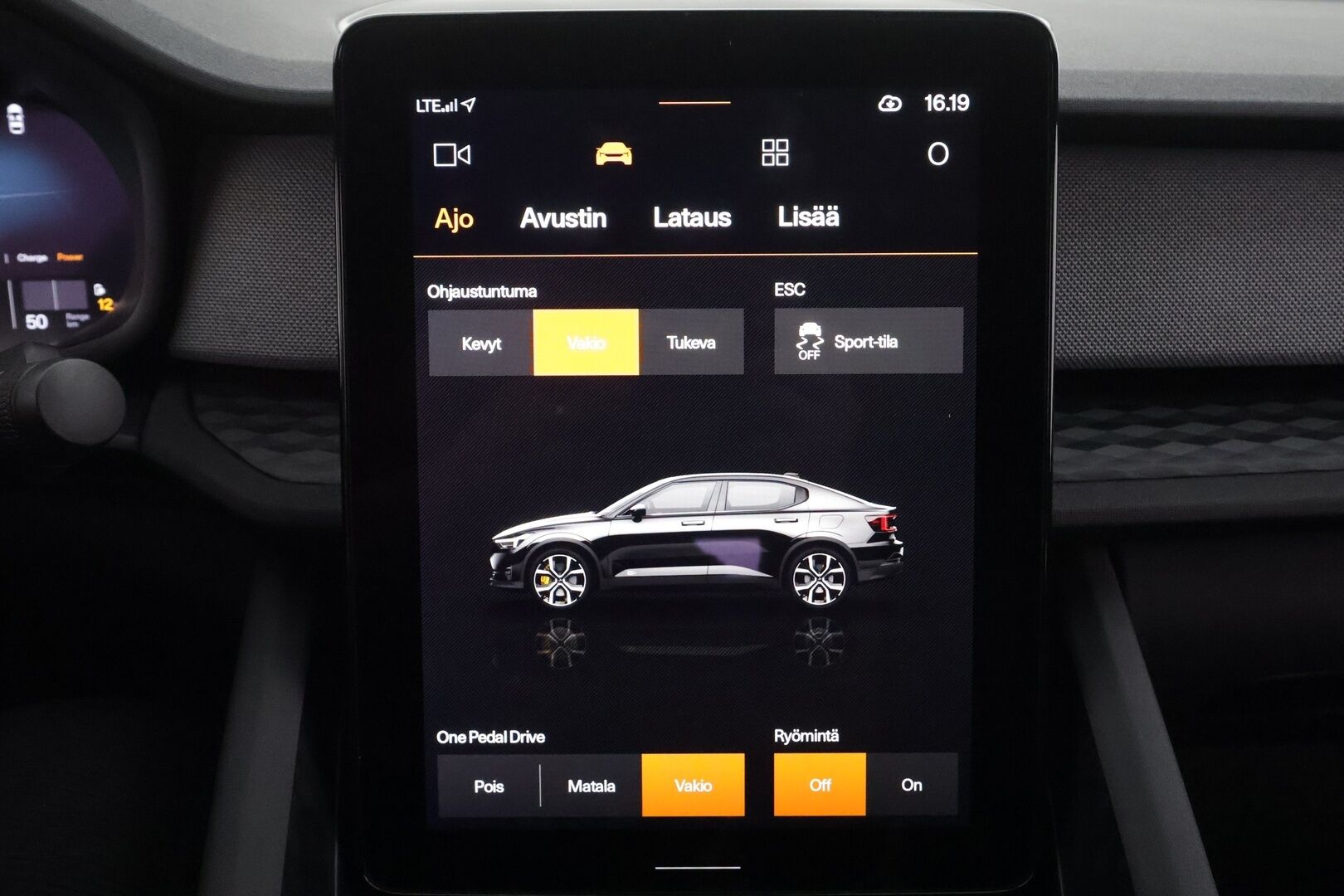 Polestar 2 2022 Long Range Single Motor, 170kW, 78kWh * ACC / Koukku / LED / 360-kamera / Muistipenkki / Apple&Android * - 1.Om Suomi-auto / Merkkihuollettu / 2x Lataus / Kahdet Renkaat