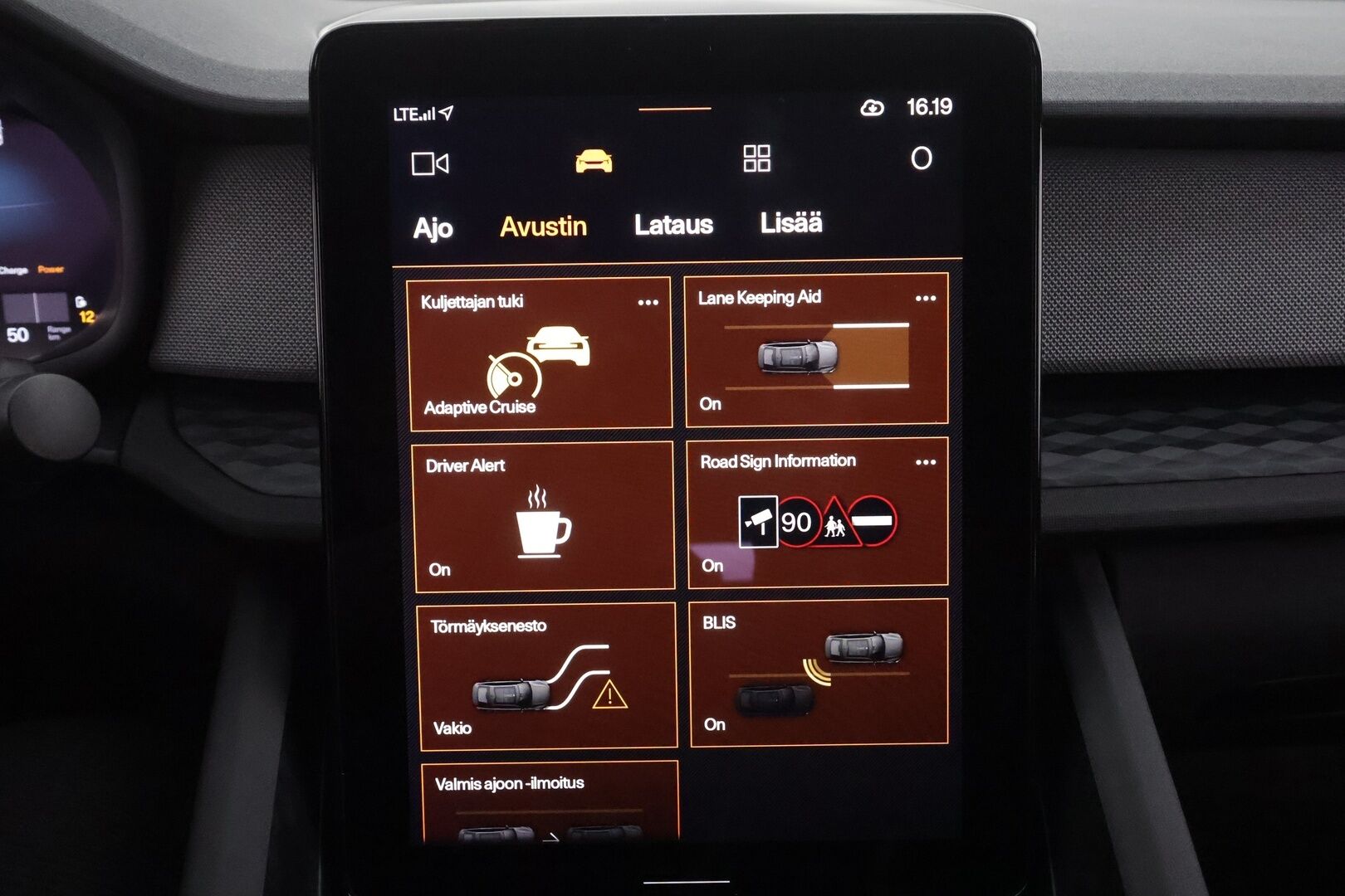 Polestar 2 2022 Long Range Single Motor, 170kW, 78kWh * ACC / Koukku / LED / 360-kamera / Muistipenkki / Apple&Android * - 1.Om Suomi-auto / Merkkihuollettu / 2x Lataus / Kahdet Renkaat